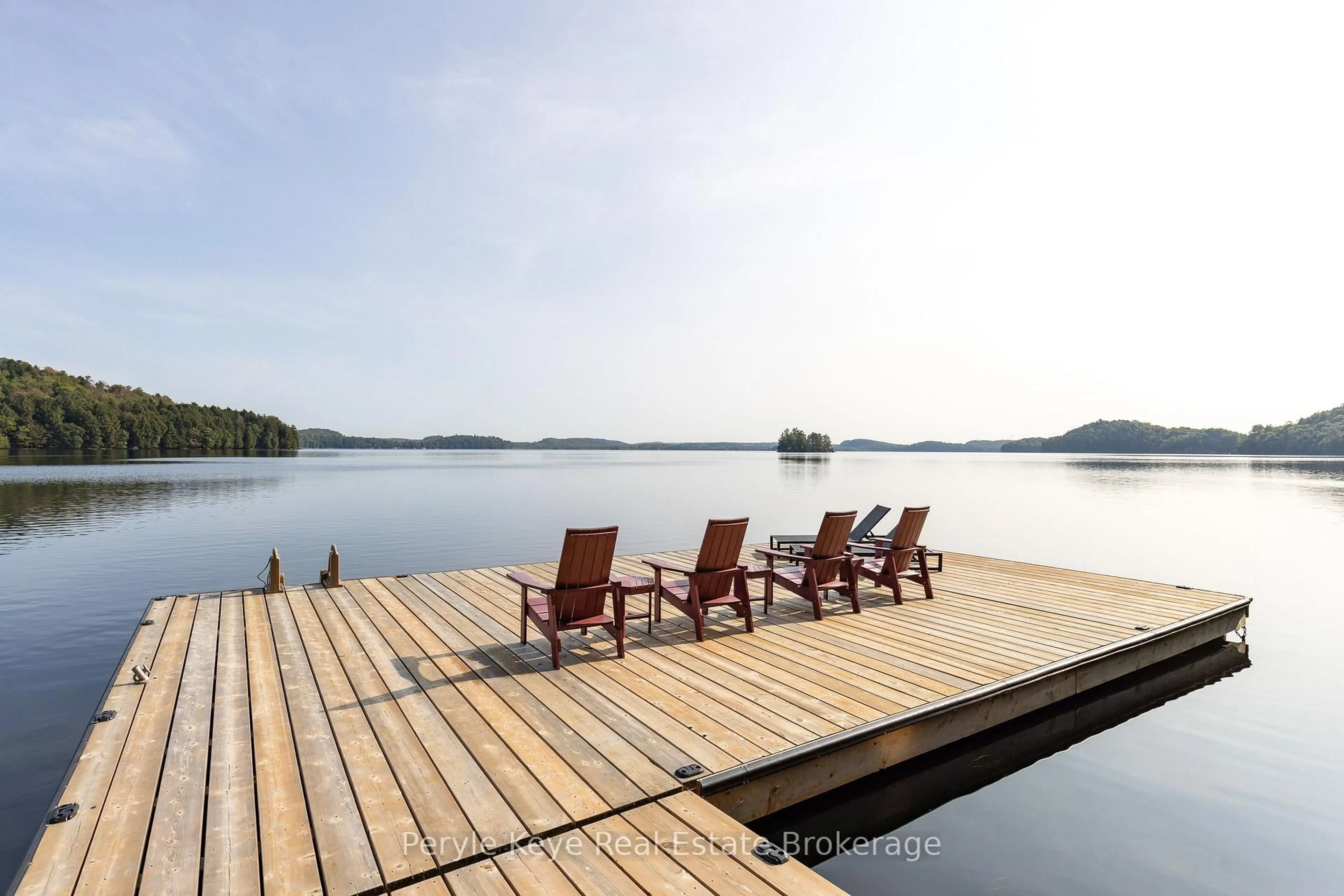 Patio, water/lake/river/ocean view for 86 Claren Cres, Huntsville Ontario P1H 0C3