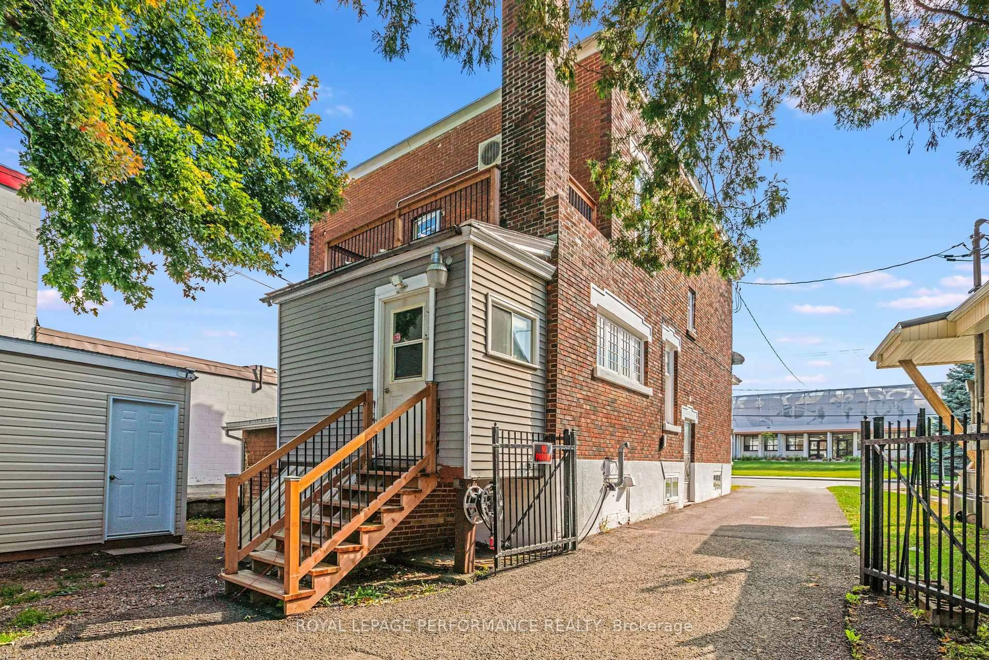 Home with brick exterior material, street for 511 Main St, Hawkesbury Ontario K6A 1B3