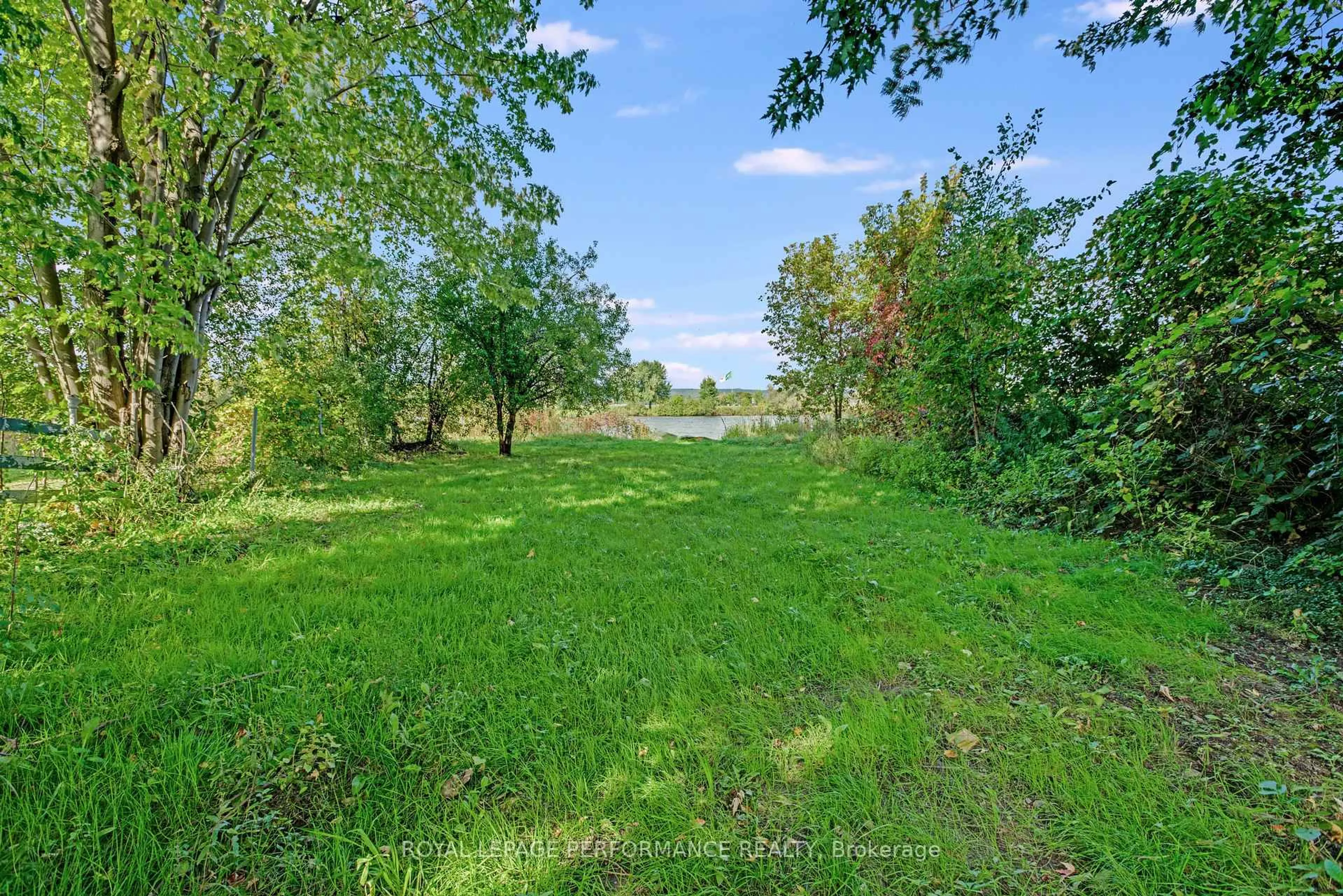 A pic from outside/outdoor area/front of a property/back of a property/a pic from drone, water/lake/river/ocean view for 511 Main St, Hawkesbury Ontario K6A 1B3