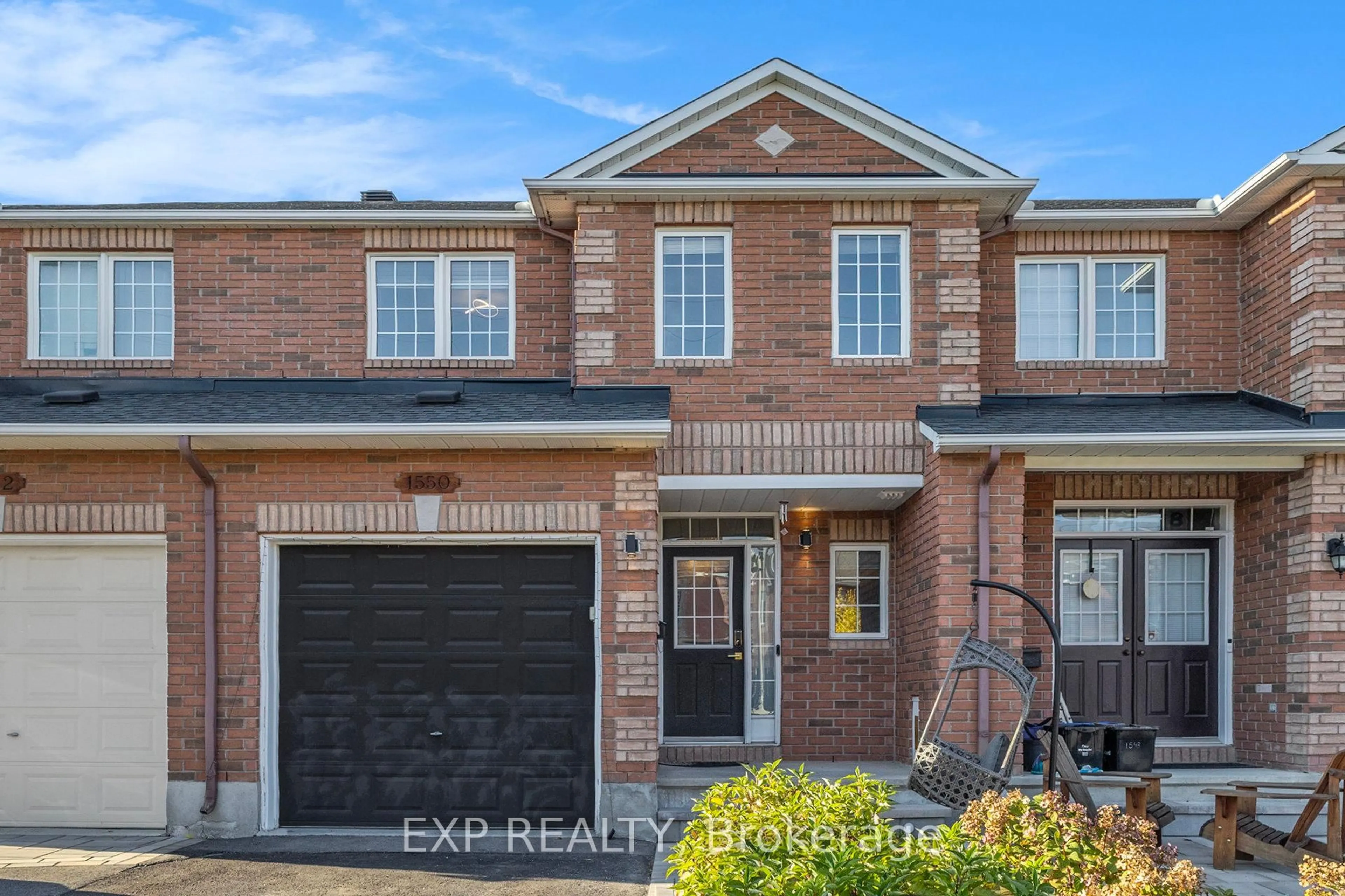 Home with brick exterior material, street for 1550 Demeter St, Ottawa Ontario K4A 4Y9