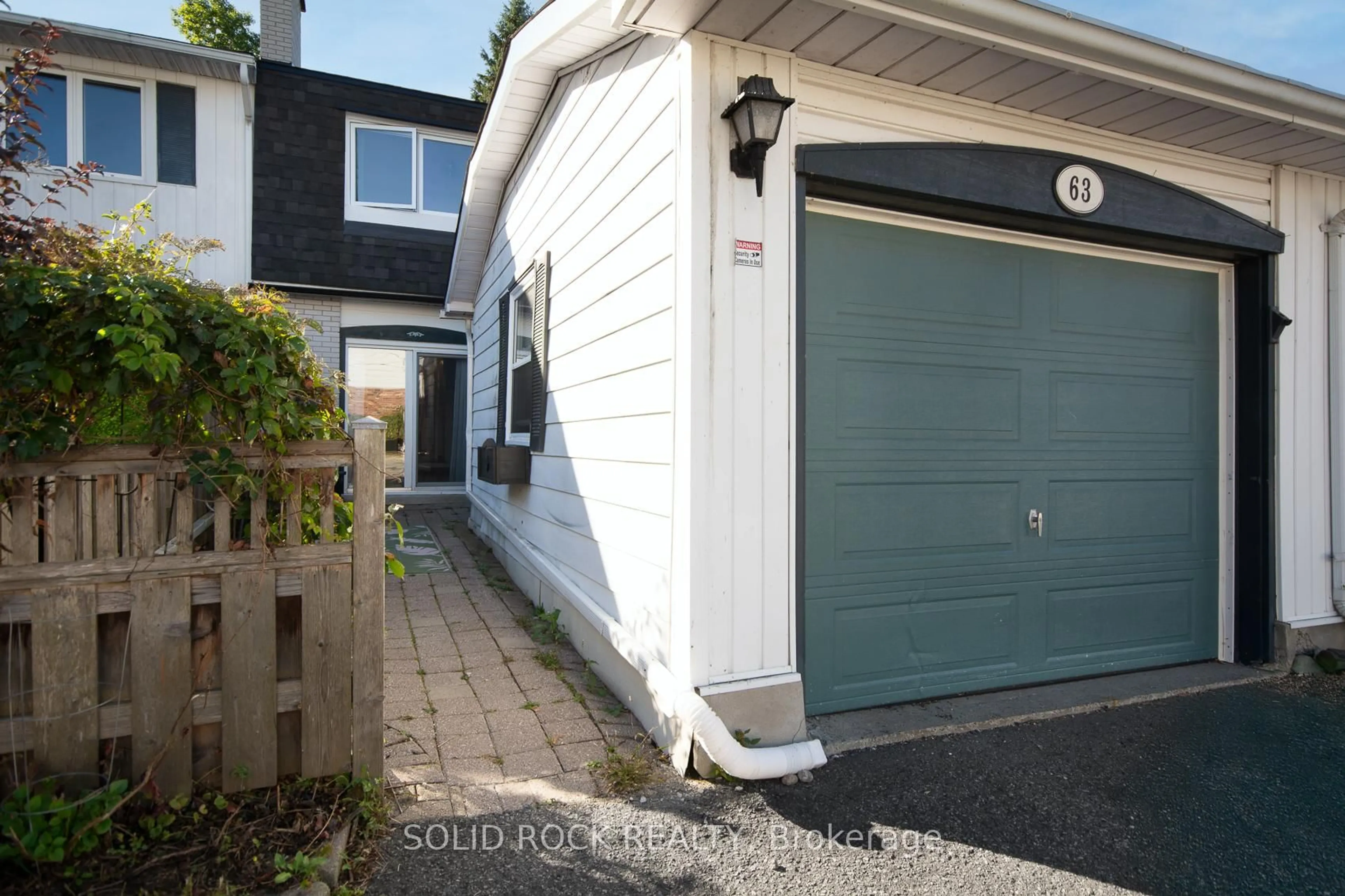 Unknown for 63 Ramsgate Private #3, Ottawa Ontario K1V 8M4