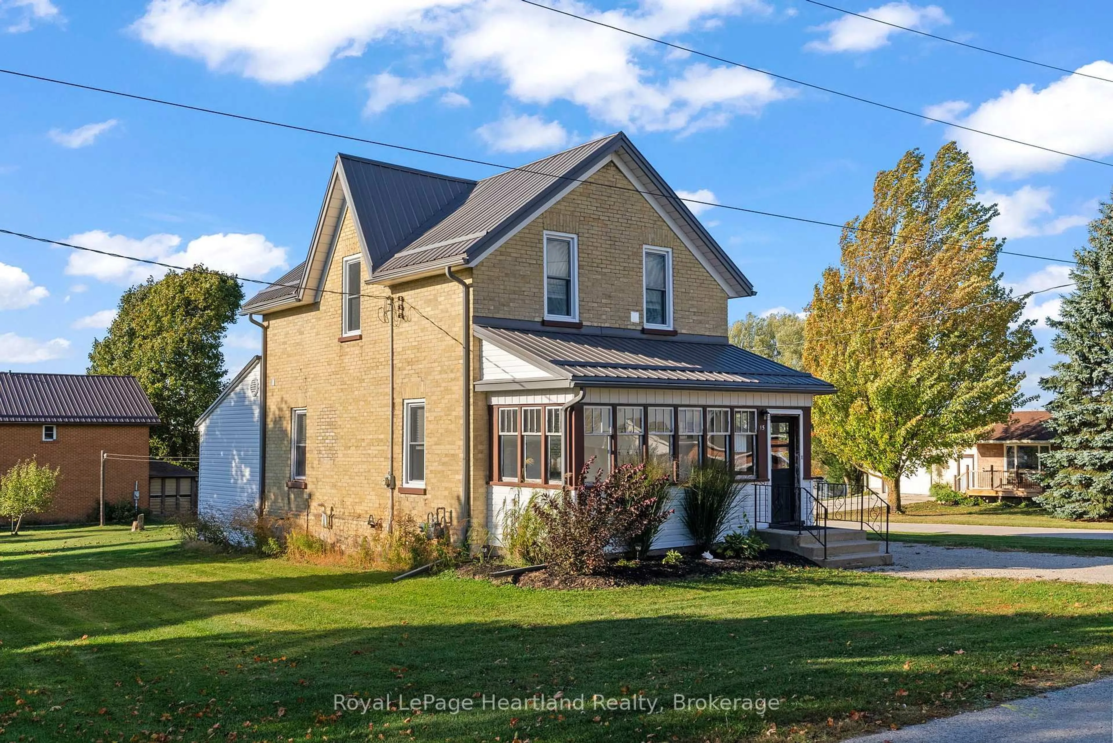 Home with brick exterior material, street for 15 QUEEN St, Minto Ontario N0G 1M0