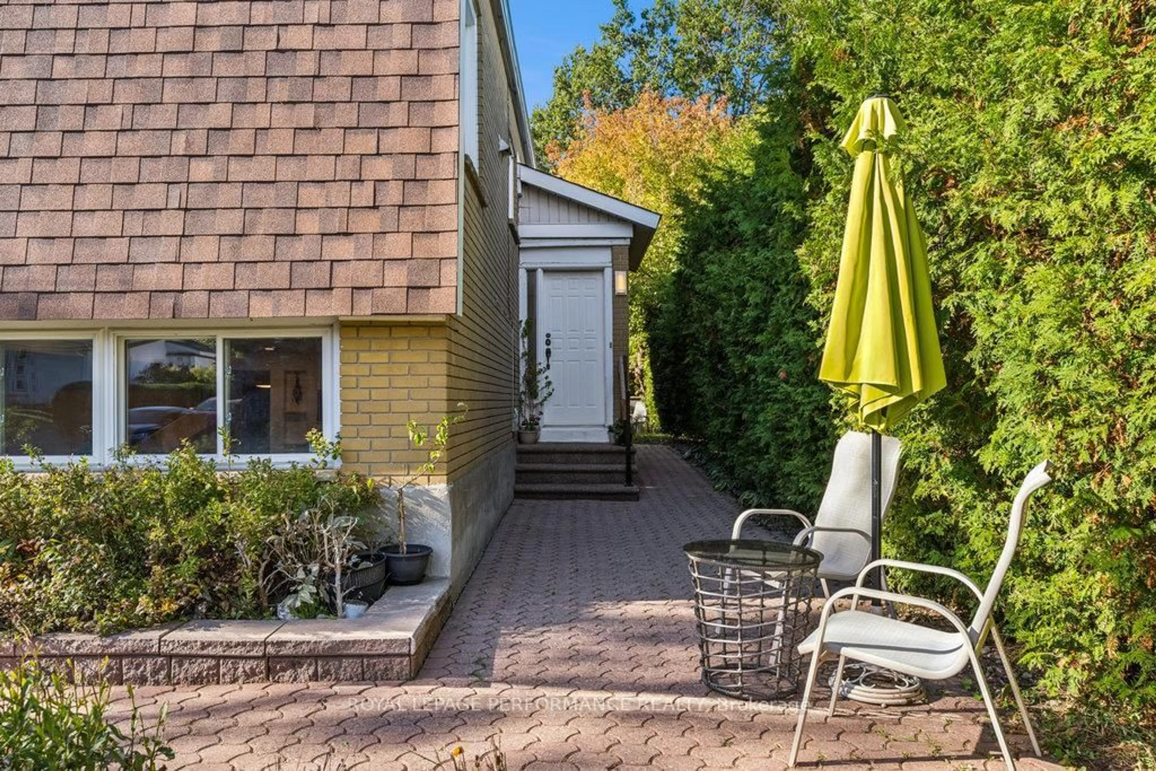 Patio, street for 17 Mulvagh Ave, Ottawa Ontario K2E 6M8