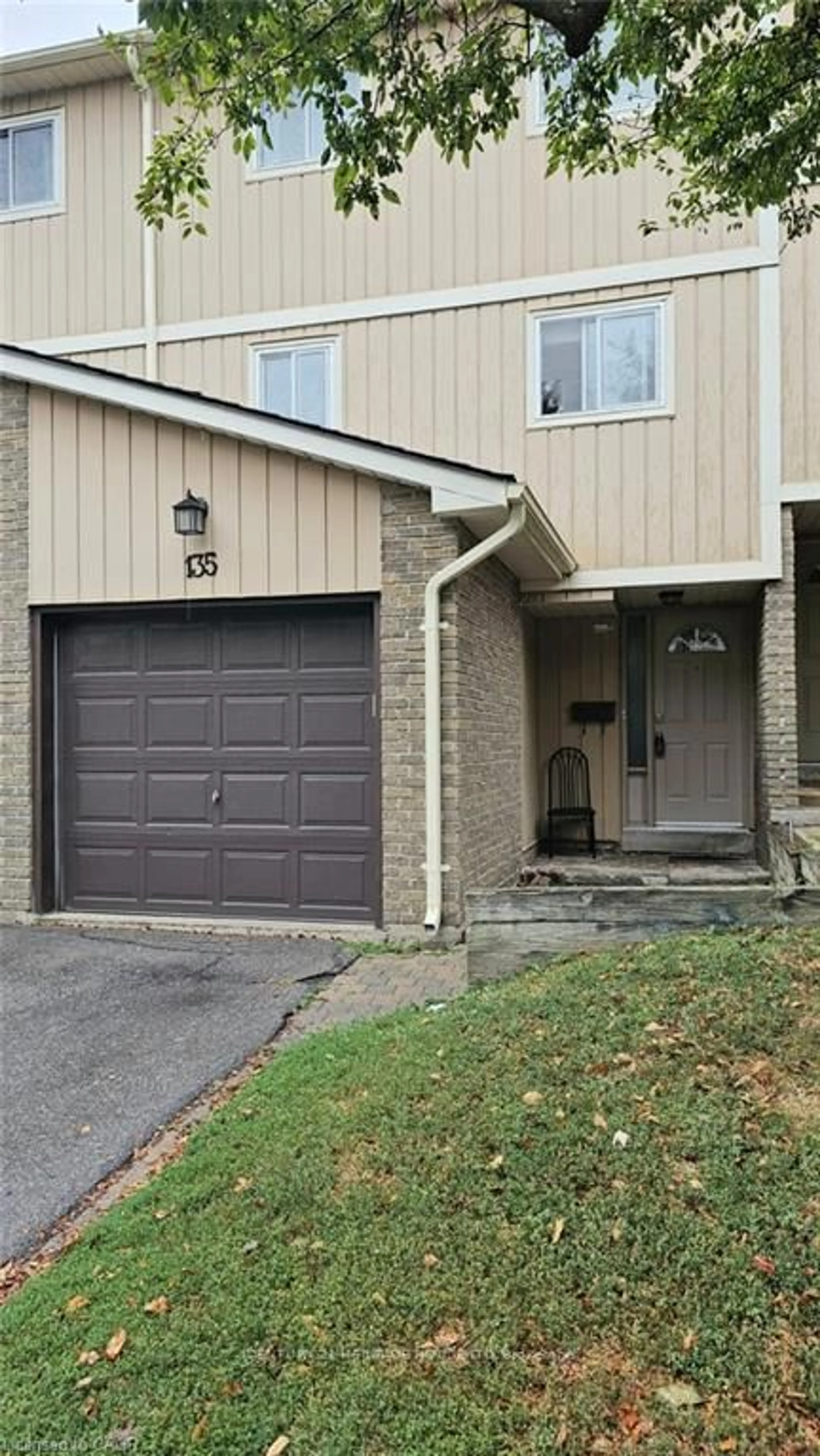 Unknown for 51 Paulander Dr #135, Kitchener Ontario N2M 5E5
