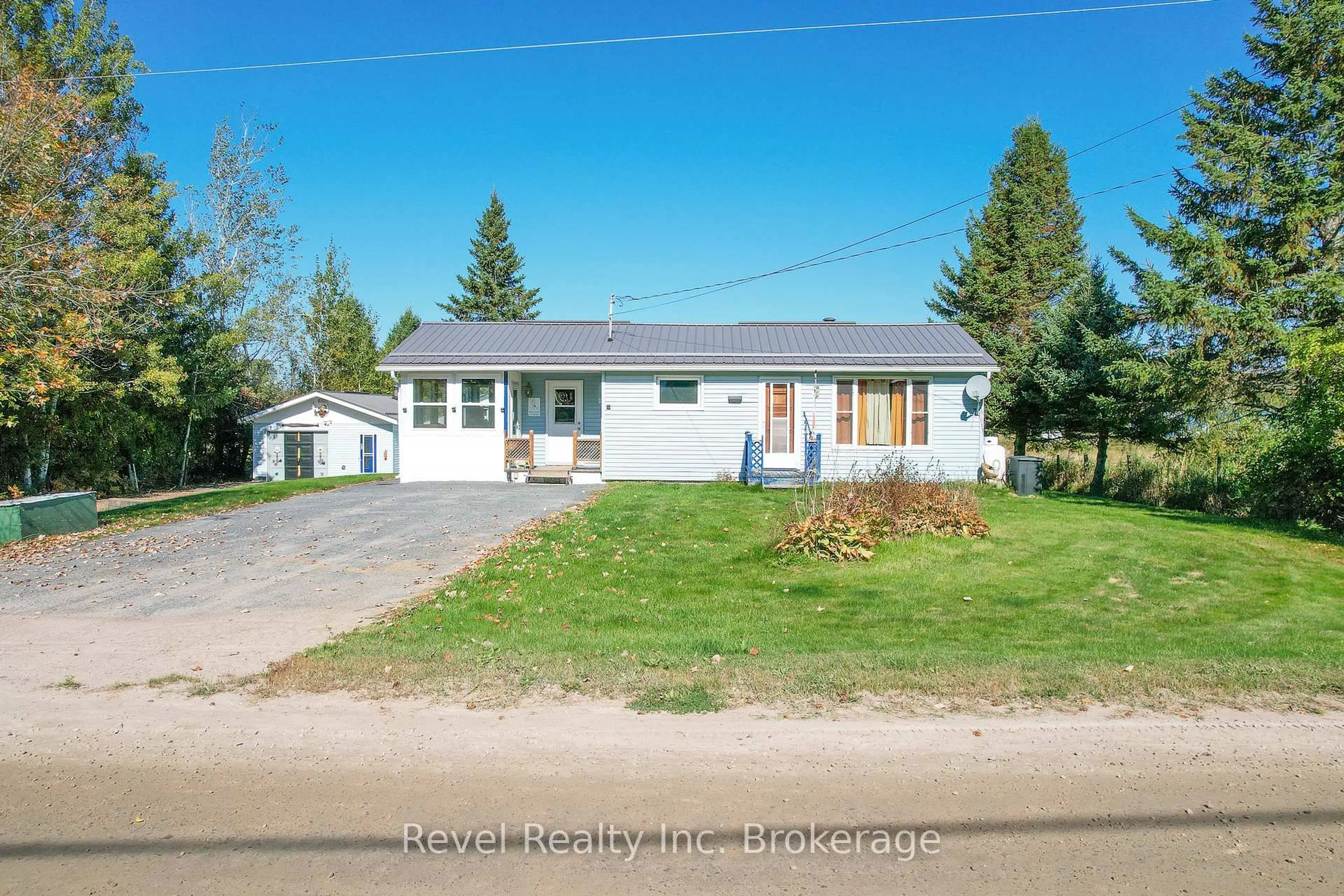 A pic from outside/outdoor area/front of a property/back of a property/a pic from drone, street for 2816 Chiswick Line, Chisholm Ontario P0H 1Z0