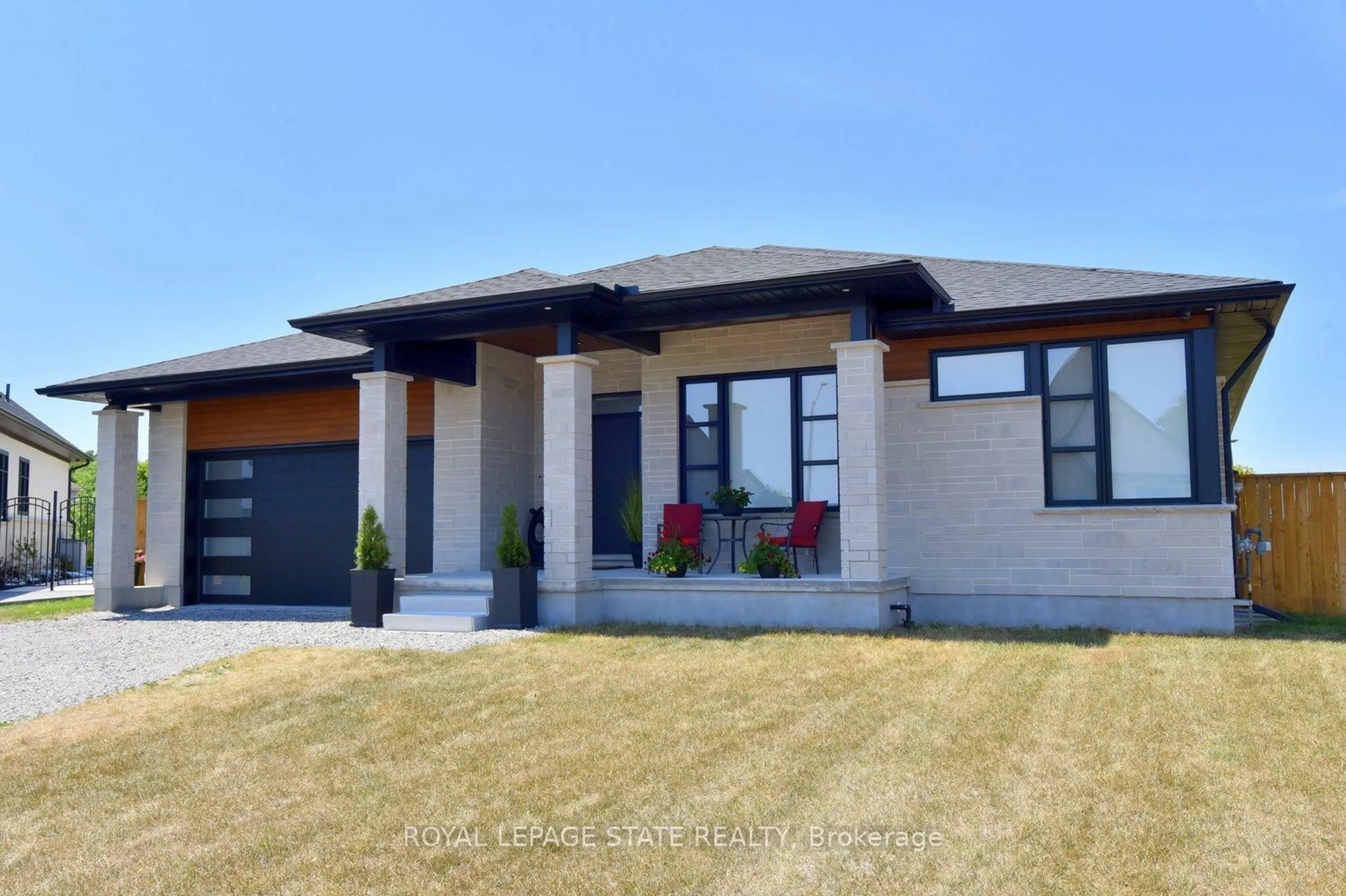 Home with brick exterior material, street for 3642 Vosburgh Pl, Lincoln Ontario L0R 1G0