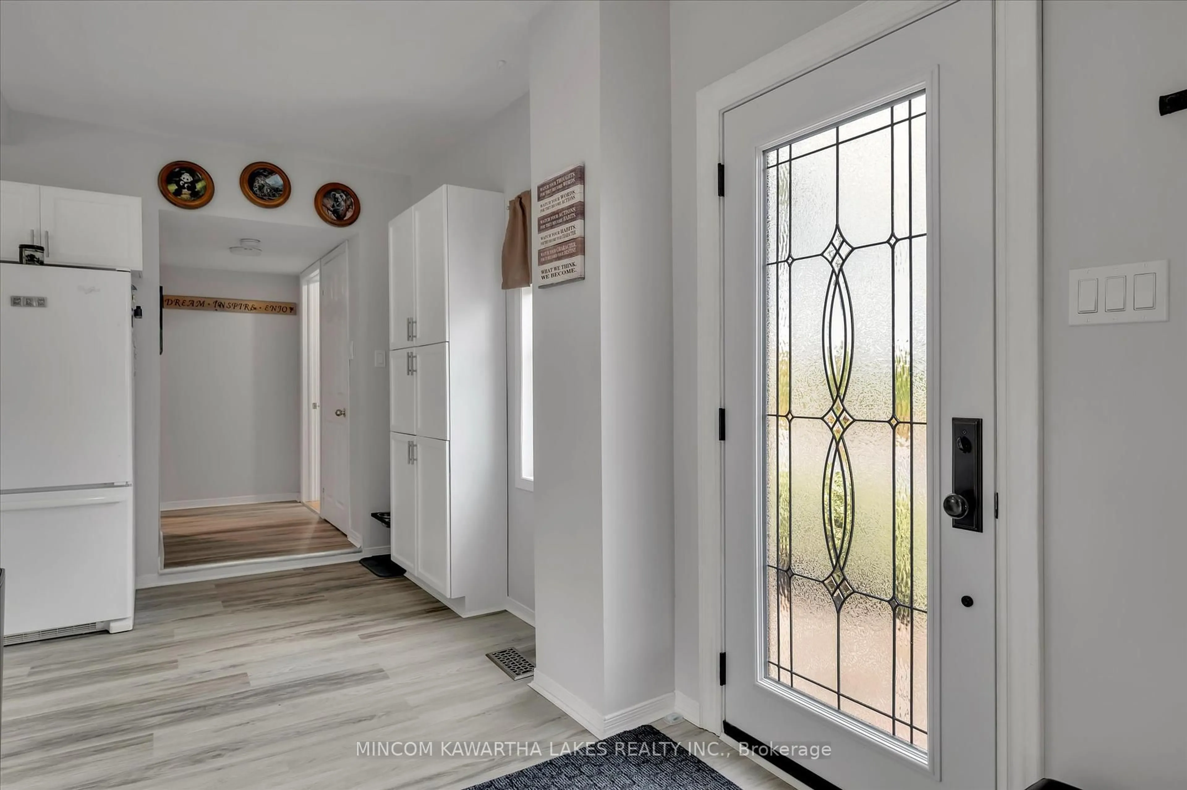 Indoor entryway for 2466 Queen Mary St, Cavan Monaghan Ontario L0A 1C0