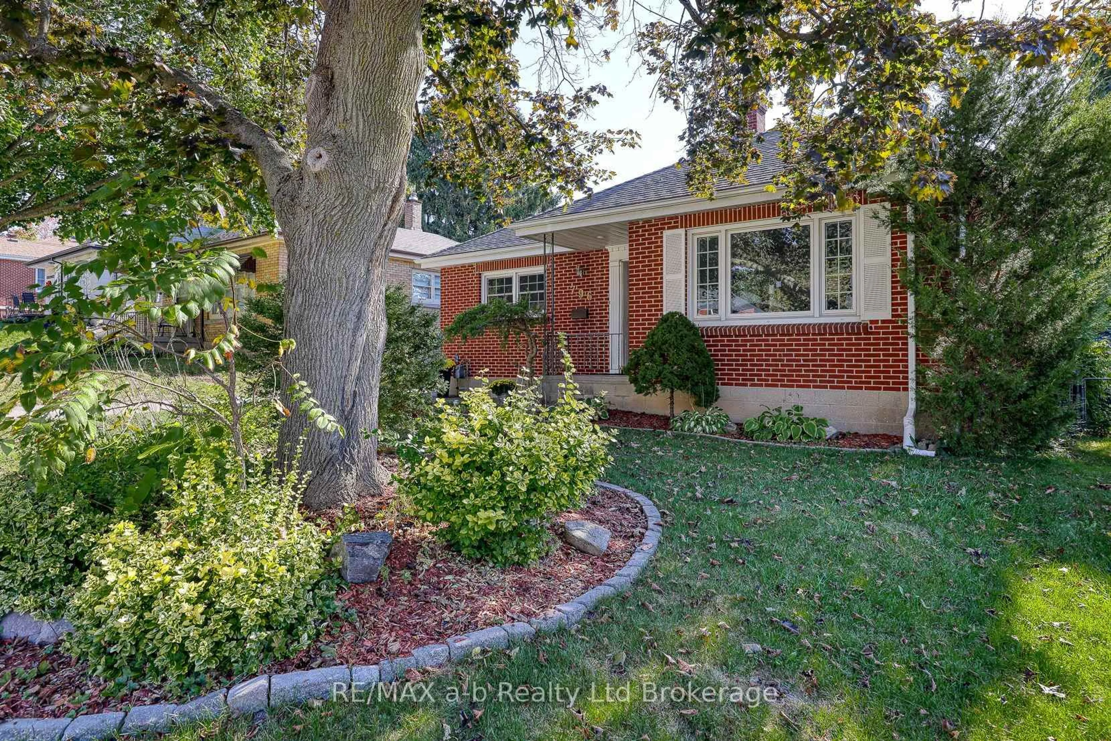 Home with brick exterior material, street for 796 Bayswater St, Woodstock Ontario N4S 5K5