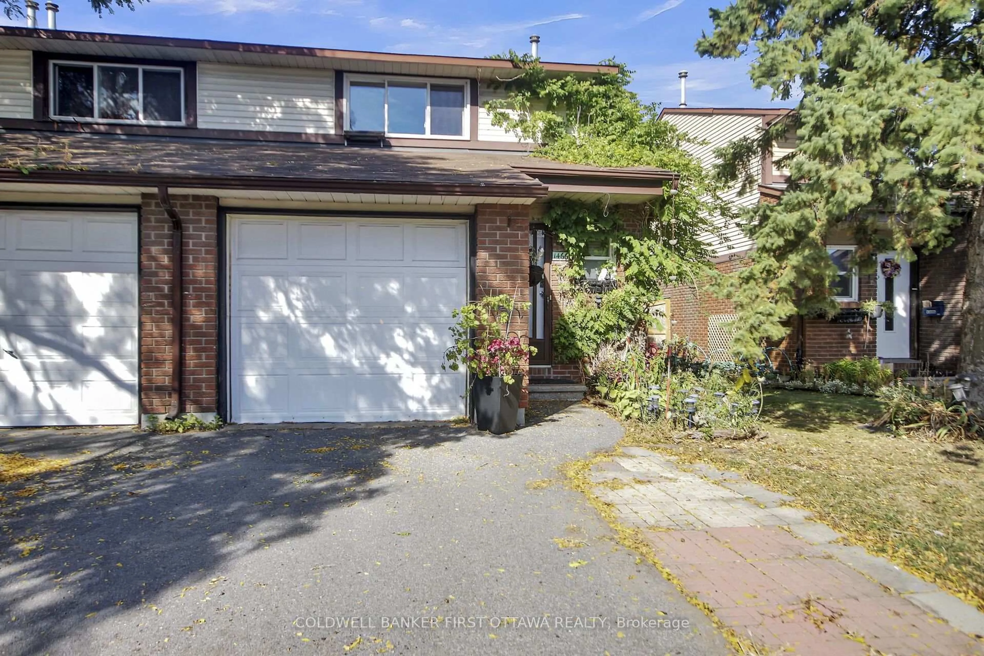 Unknown for 1466 Foxwell St #28, Ottawa Ontario K1B 5J4