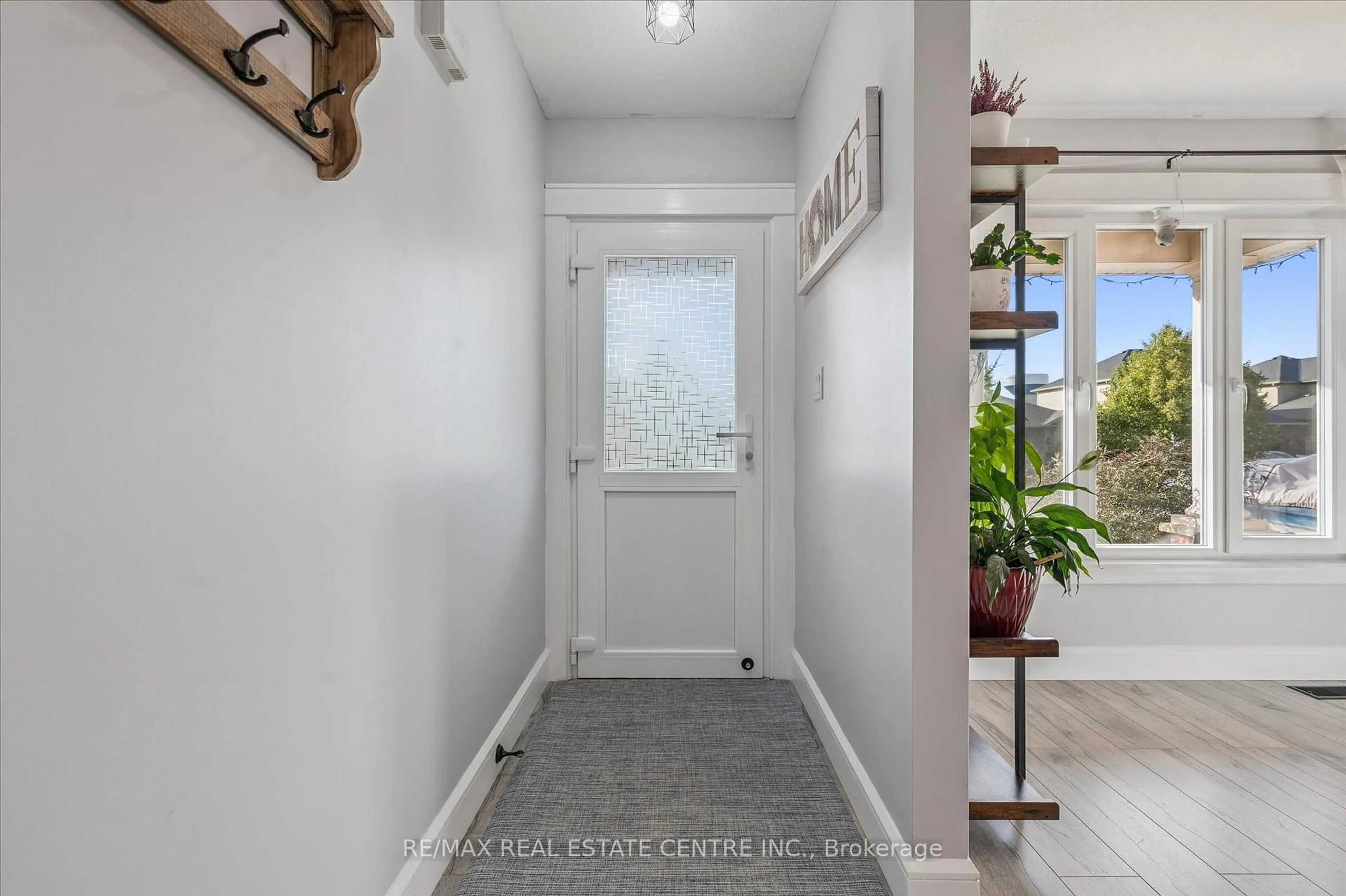 Indoor entryway for 57 Muscovey Dr, Woolwich Ontario N3B 3M6