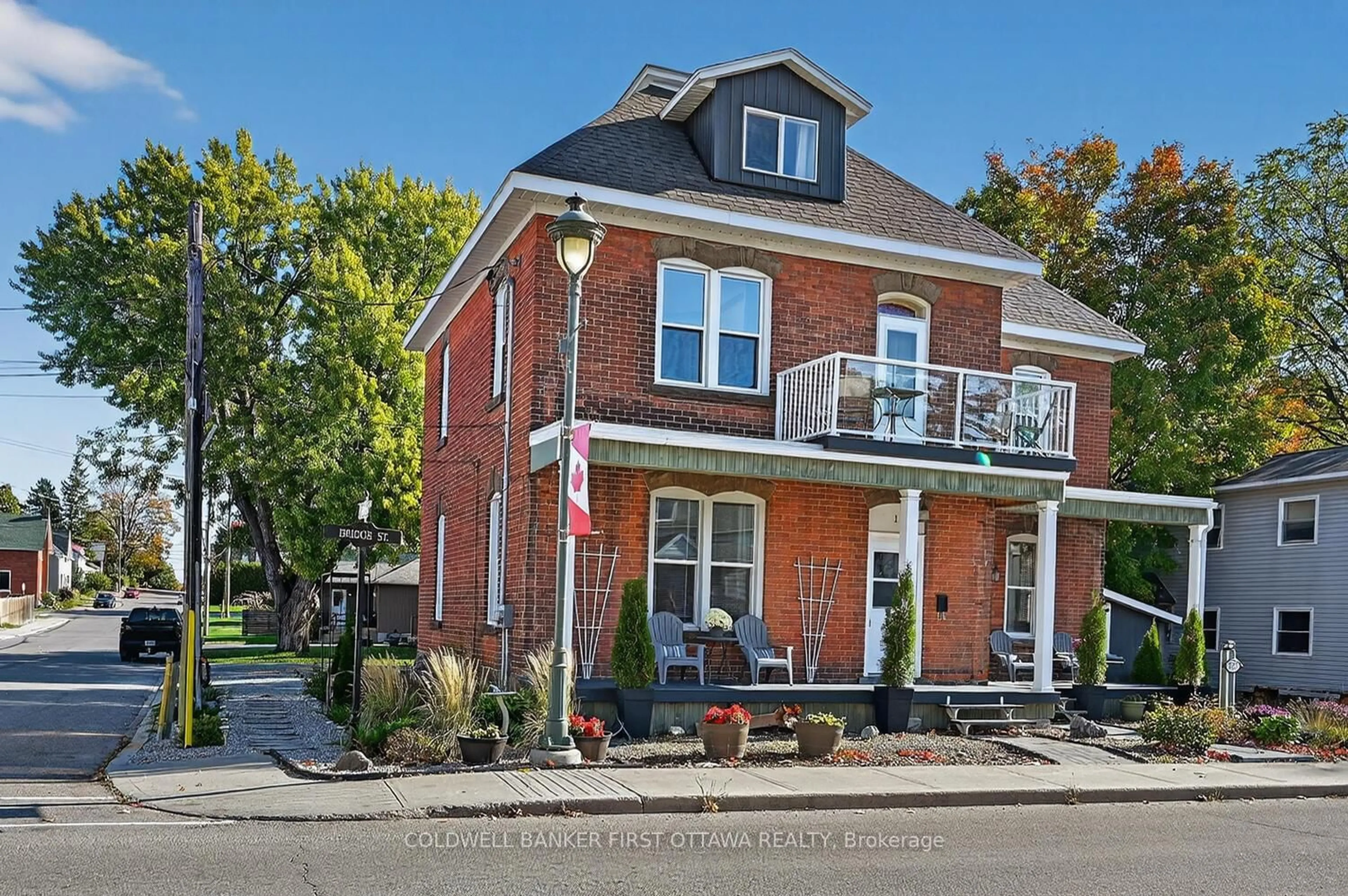 Home with brick exterior material, street for 267 Bridge St, Carleton Place Ontario K7C 3H3