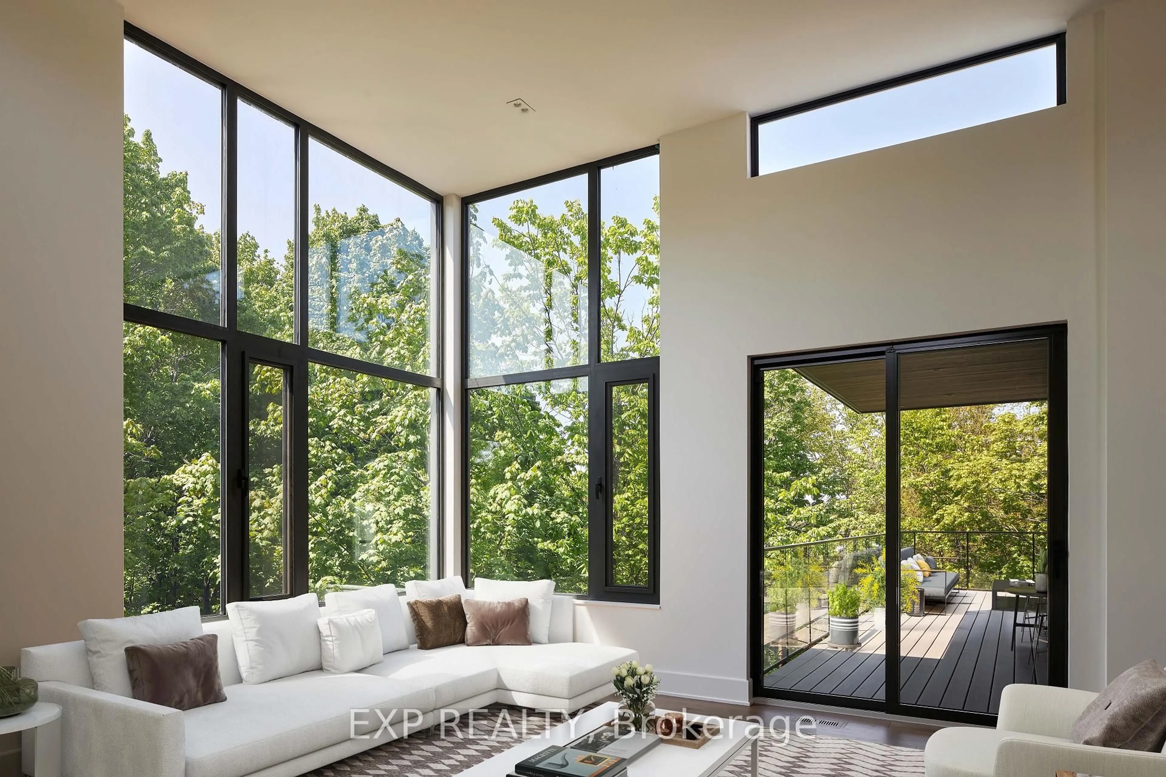 Unknown for 32 CLOVELLY Rd, Ottawa Ontario K1J 6M2