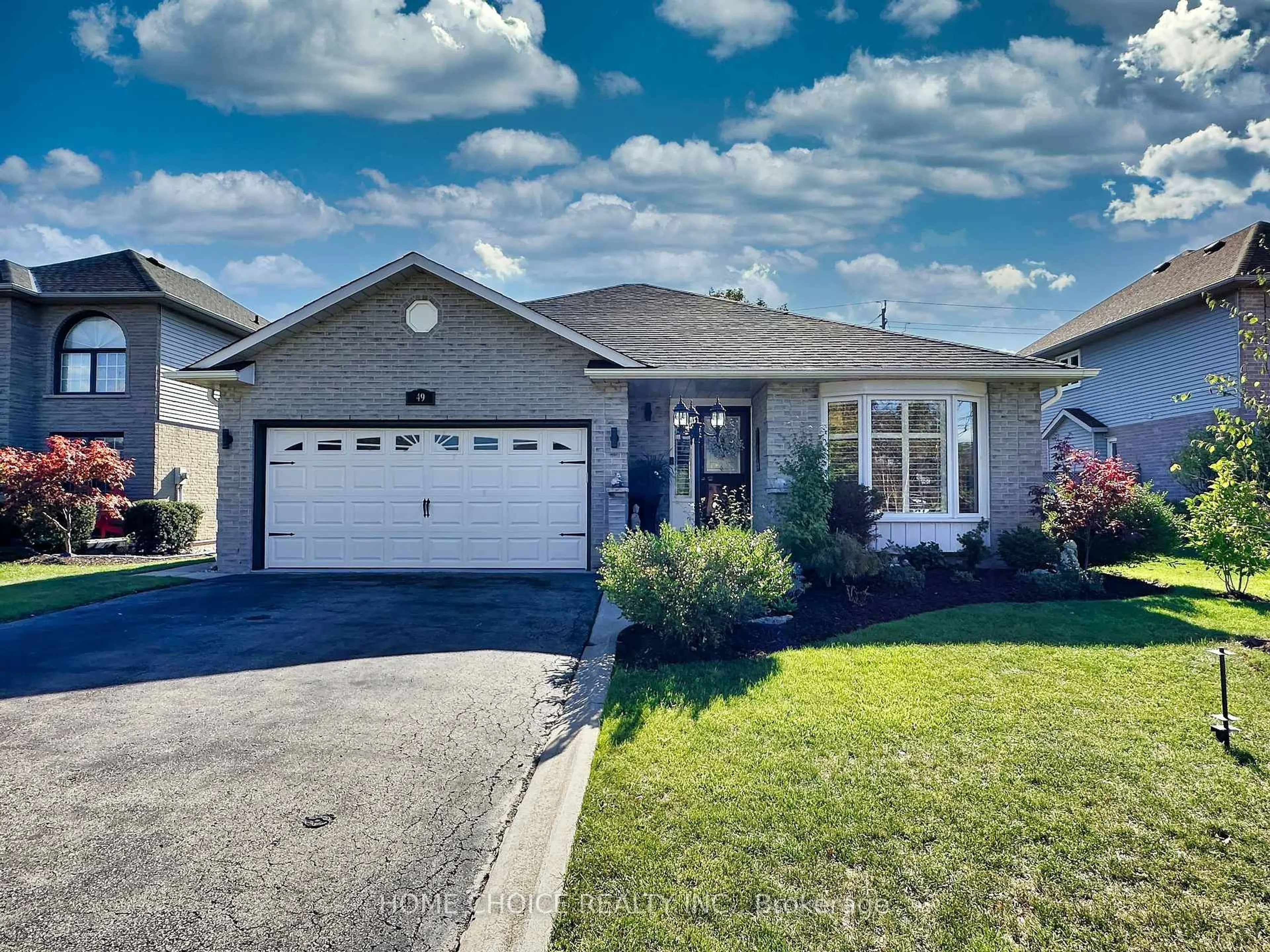 Home with brick exterior material, street for 49 Riviera Rdge, Hamilton Ontario L8E 5E7