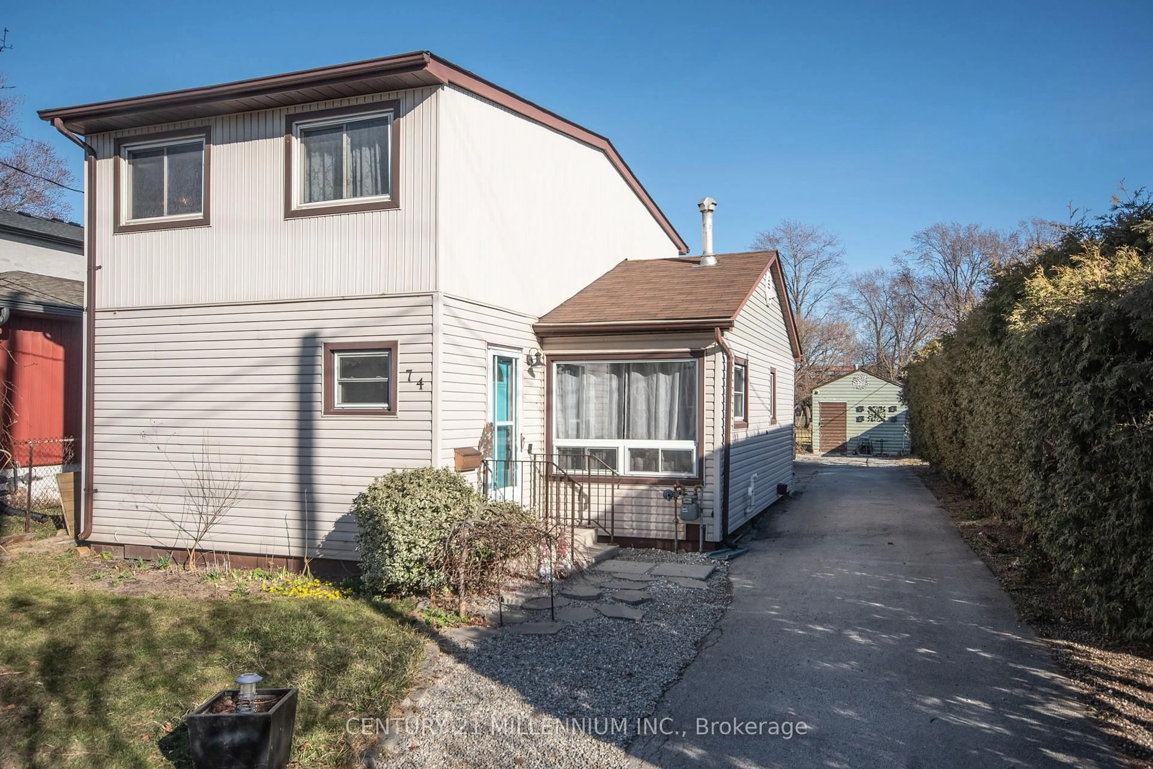 Unknown for 74 Pinelands Ave, Hamilton Ontario L8E 3A9
