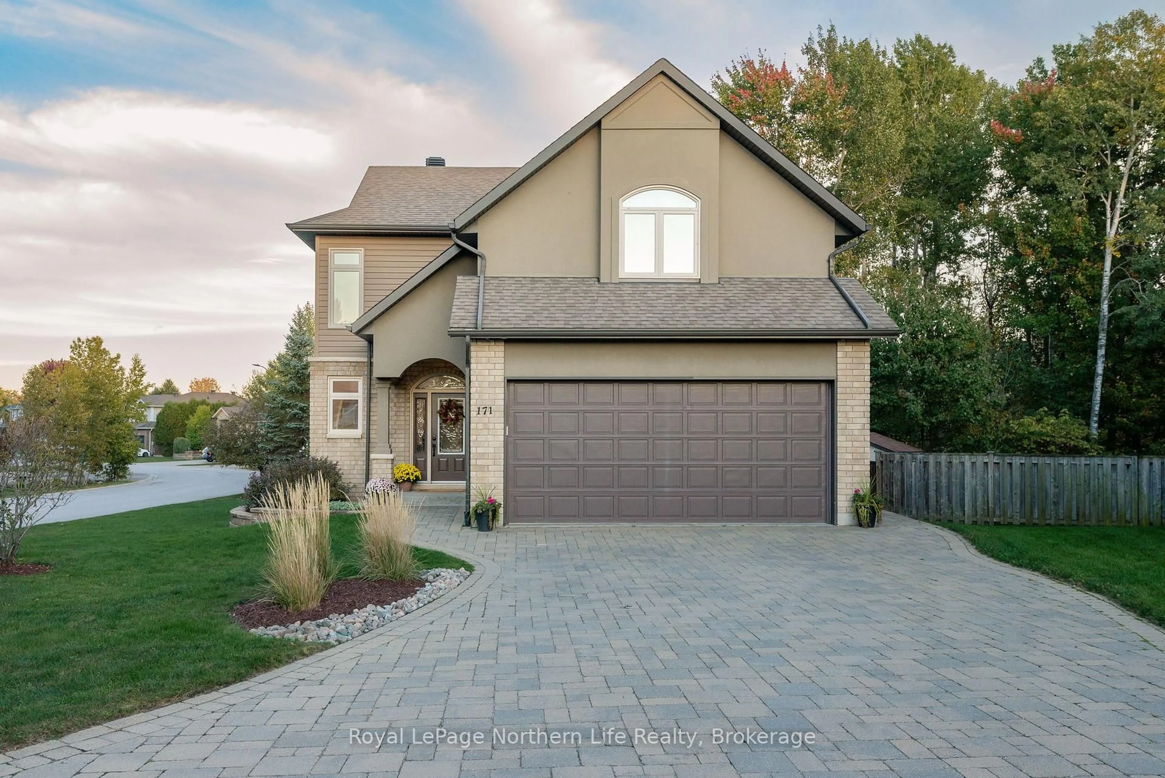 Home with brick exterior material, street for 171 Kingsway Ave, North Bay Ontario P1B 1G8