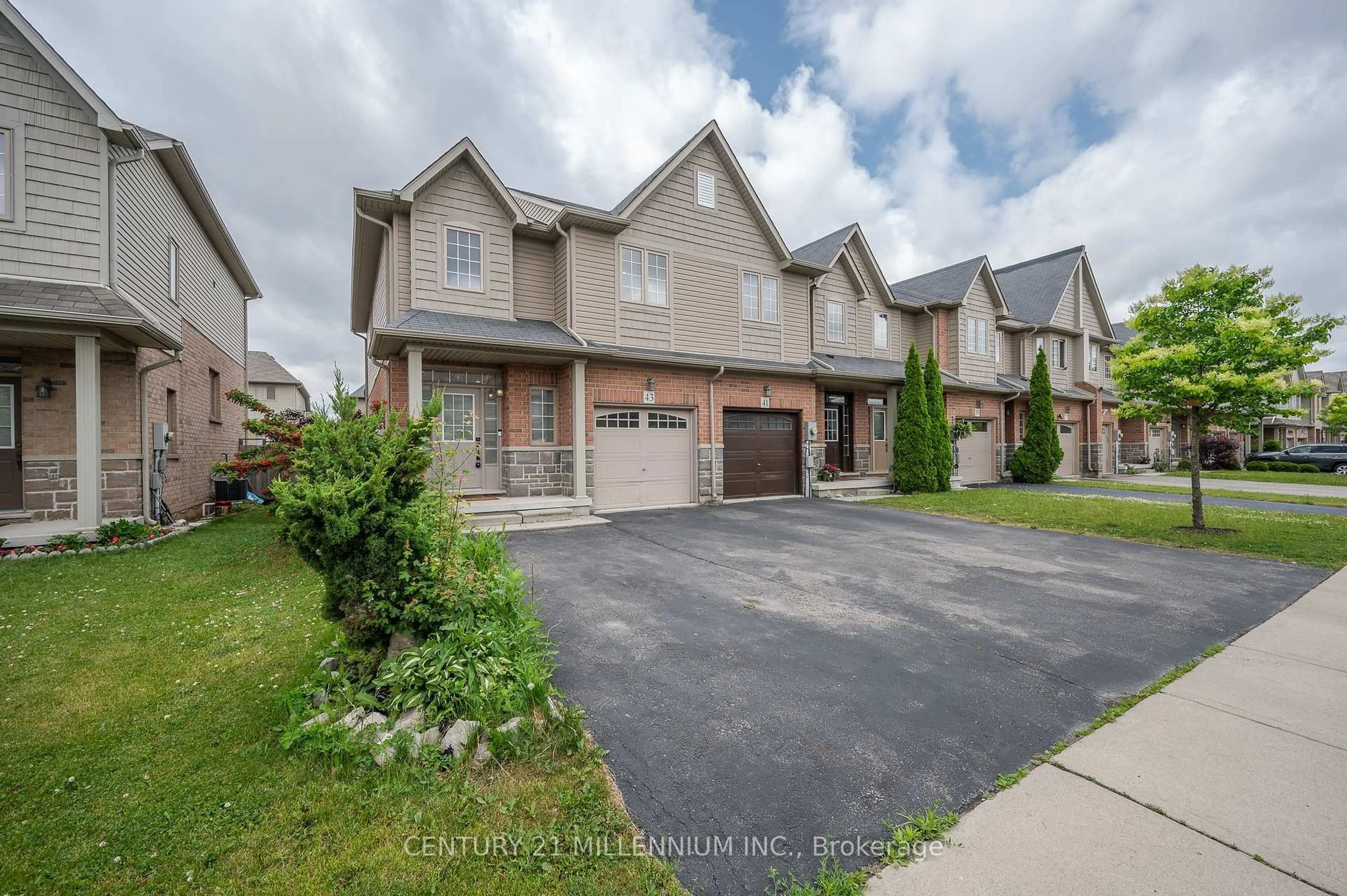 Unknown for 43 Bankfield Cres, Hamilton Ontario L8J 0C1