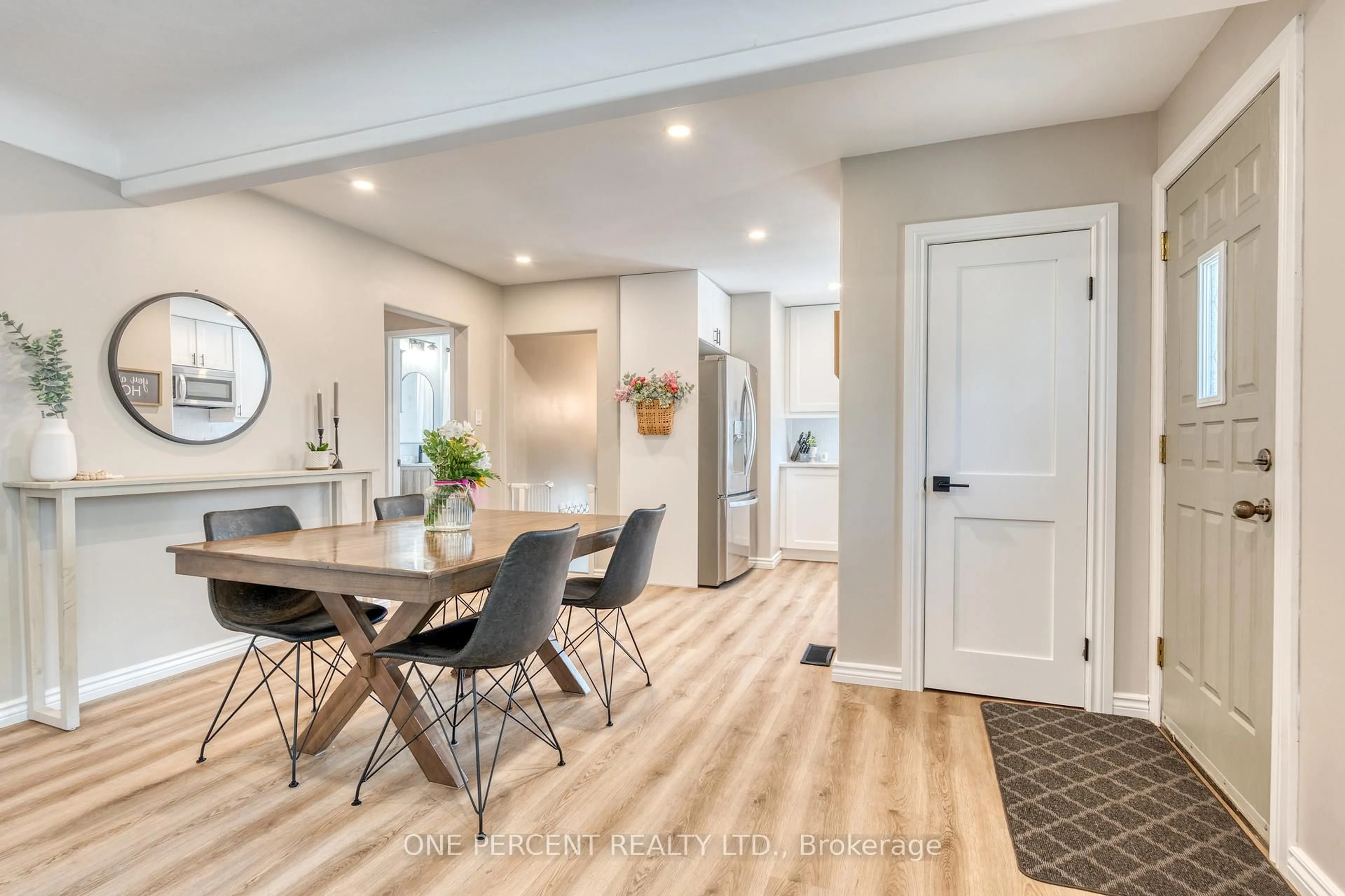 Open concept kitchen, unknown for 309 East 45th St, Hamilton Ontario L8T 3K7
