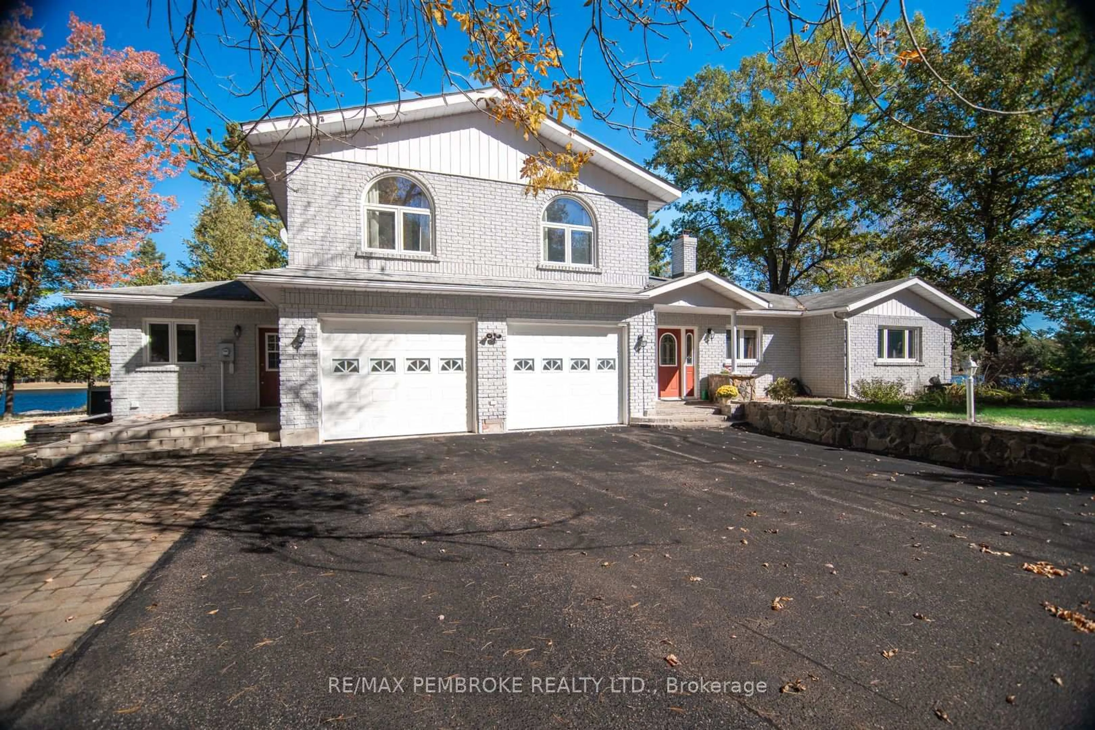 Unknown for 55 Blue Danube Way, Pembroke Ontario K8A 6W2