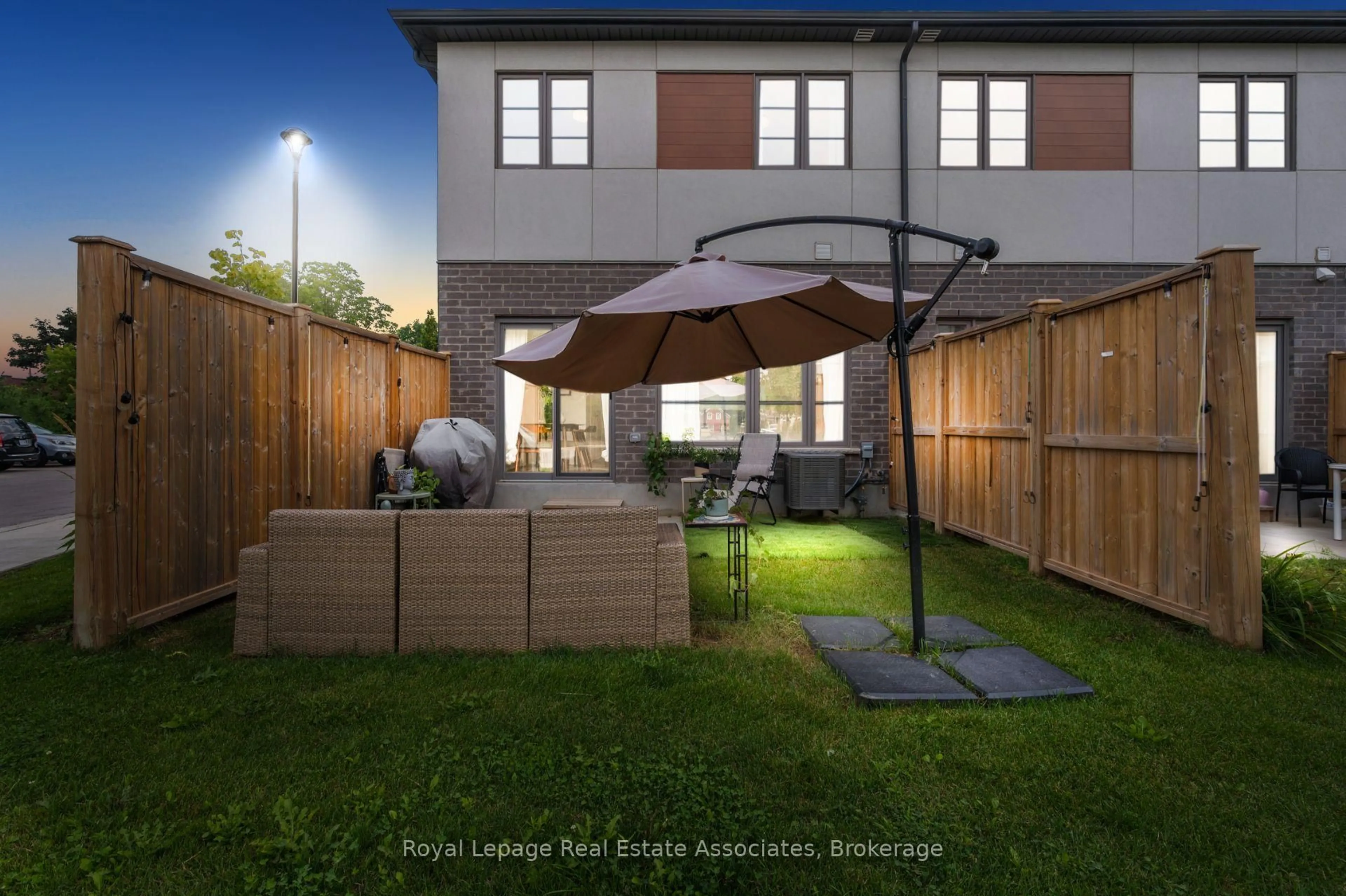 Patio, street for 26 Steele Cres, Guelph Ontario N1E 0S7