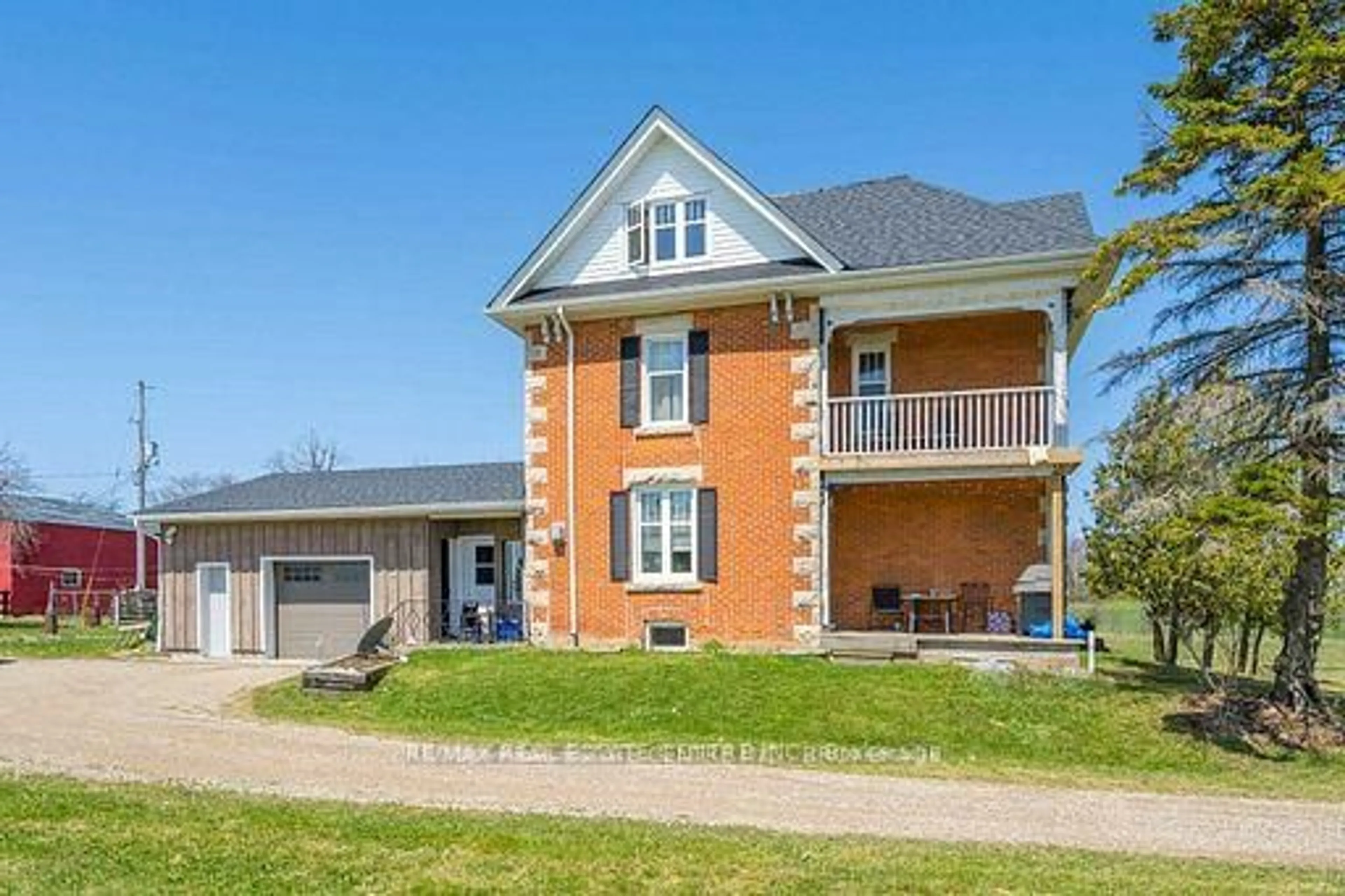 Home with brick exterior material, unknown for 475056 County Rd 11 Rd, Amaranth Ontario L0N 1S5