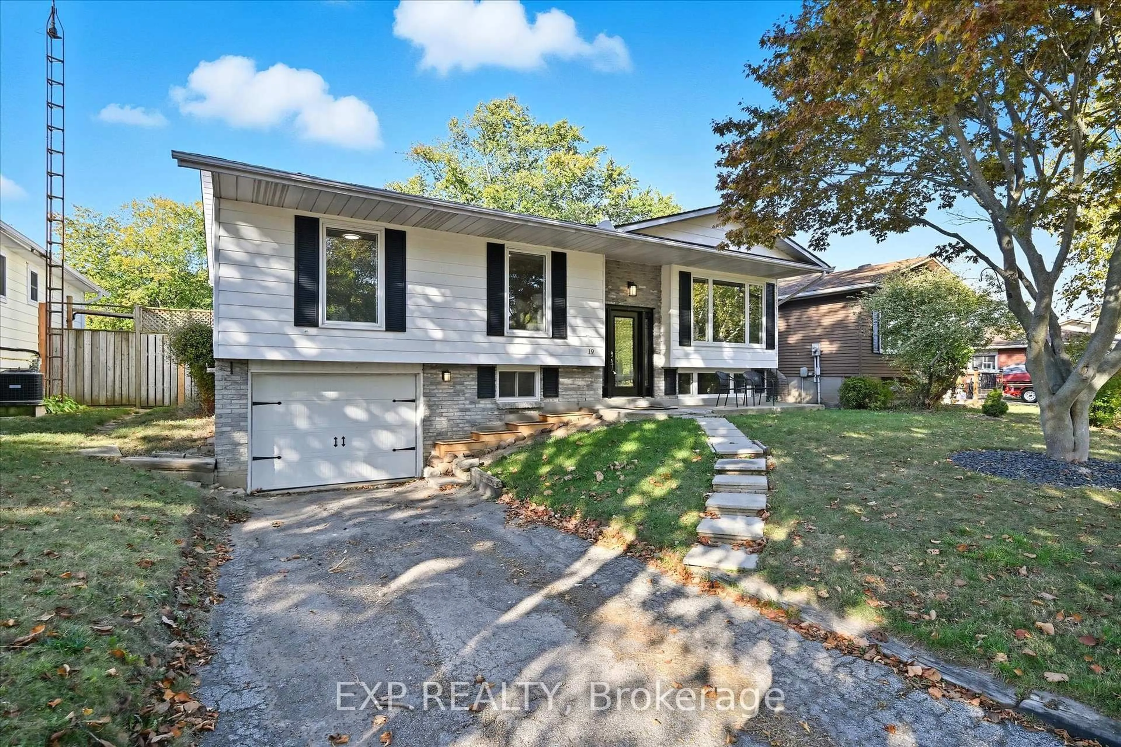 Home with brick exterior material, street for 19 AARON Dr, Norfolk Ontario N0A 1N4