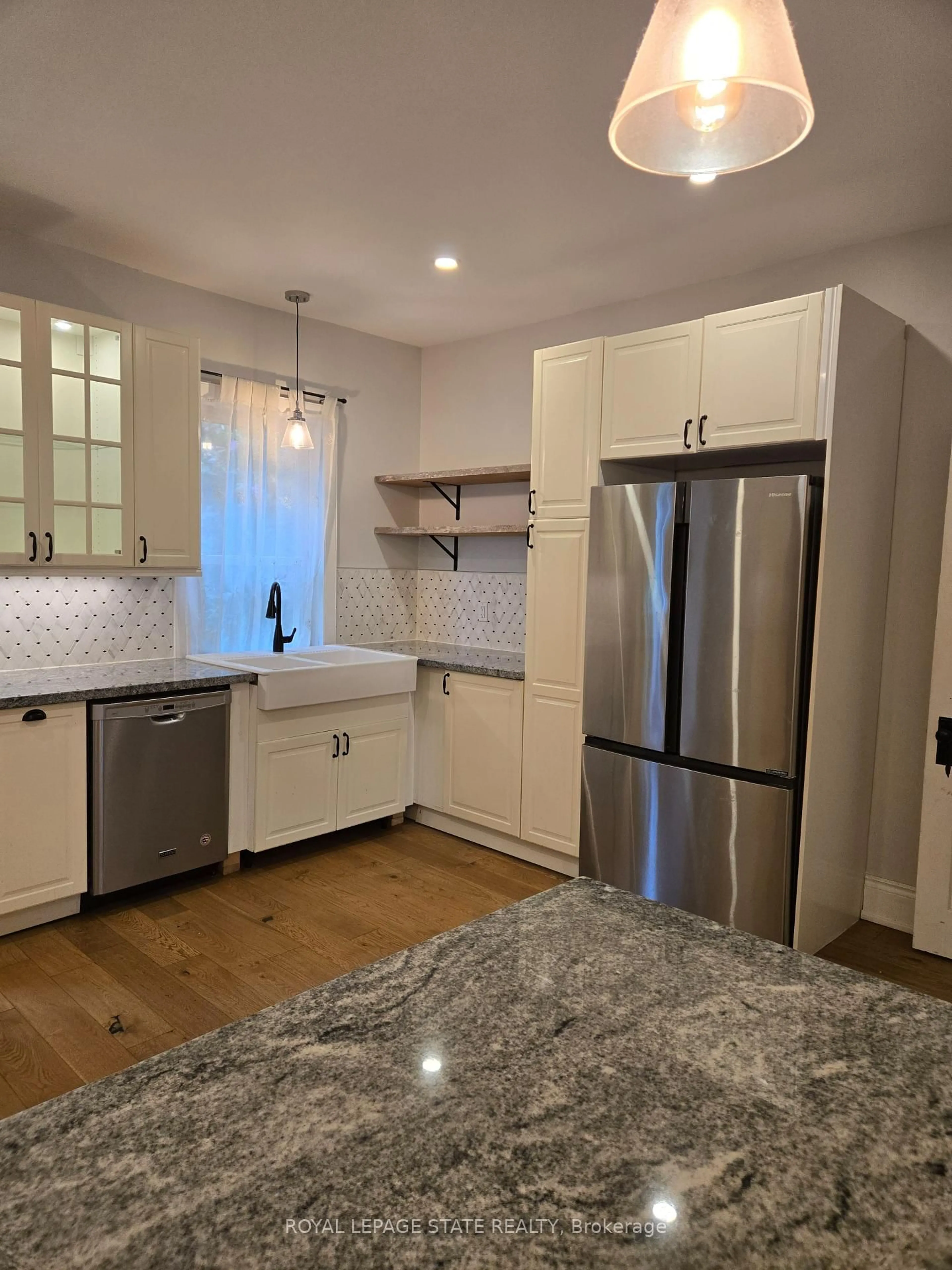 Open concept kitchen, ceramic/tile floor for 22 Burlington St, Hamilton Ontario L8L 4G2