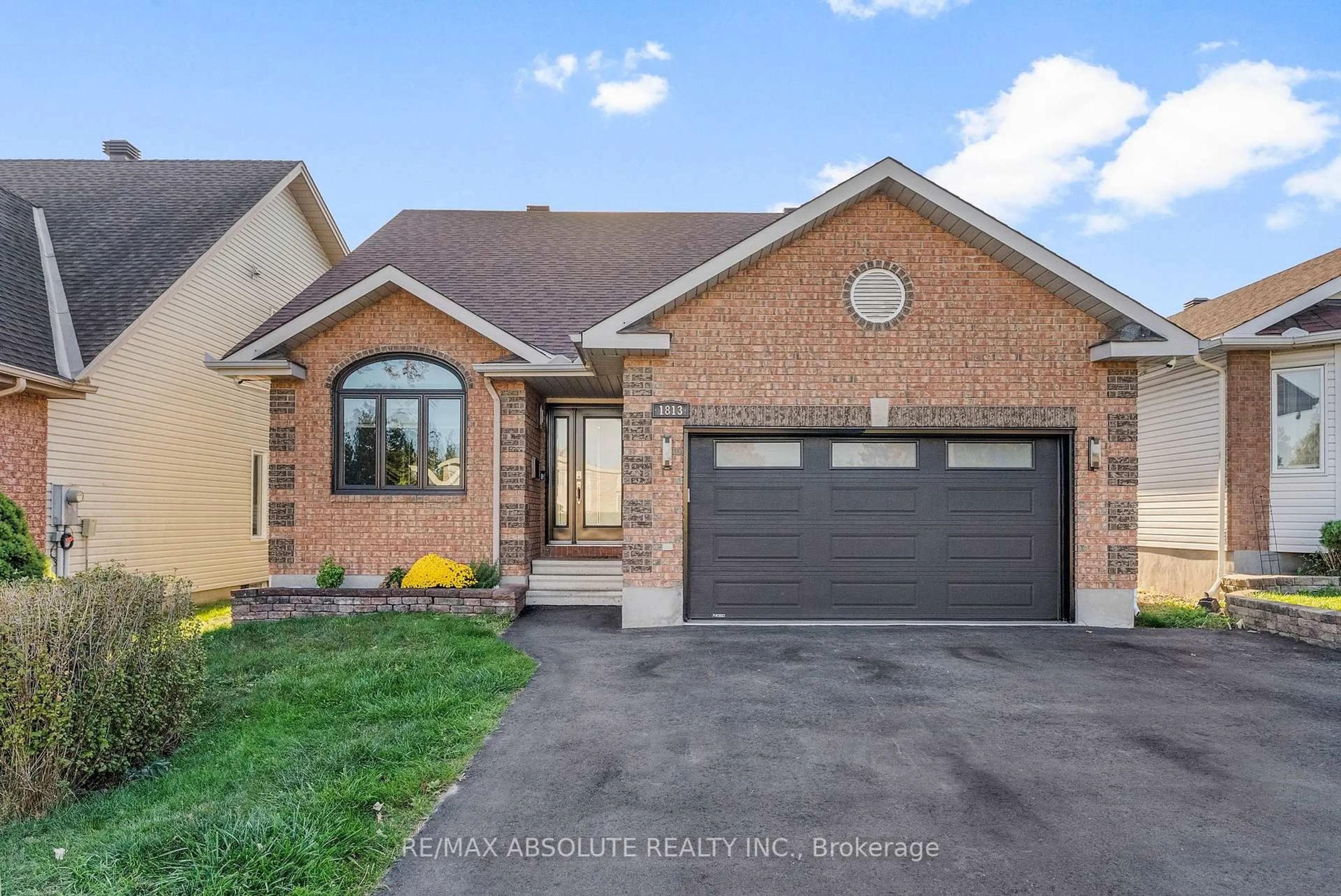 Home with brick exterior material, street for 1813 Elmridge Dr, Gloucester Ontario K1J 6S3