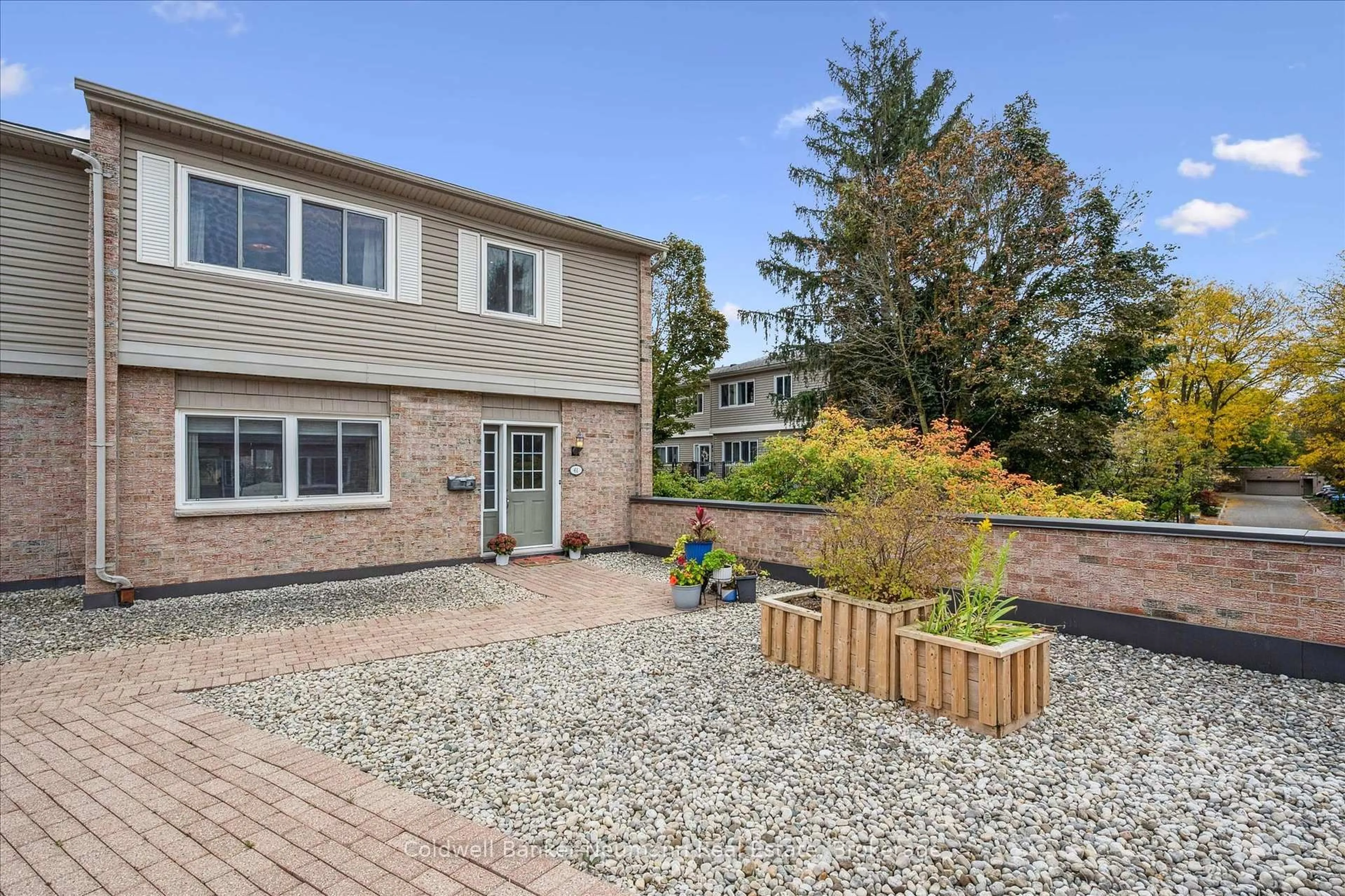 Unknown for 295 Water St #61, Guelph Ontario N1G 2X5
