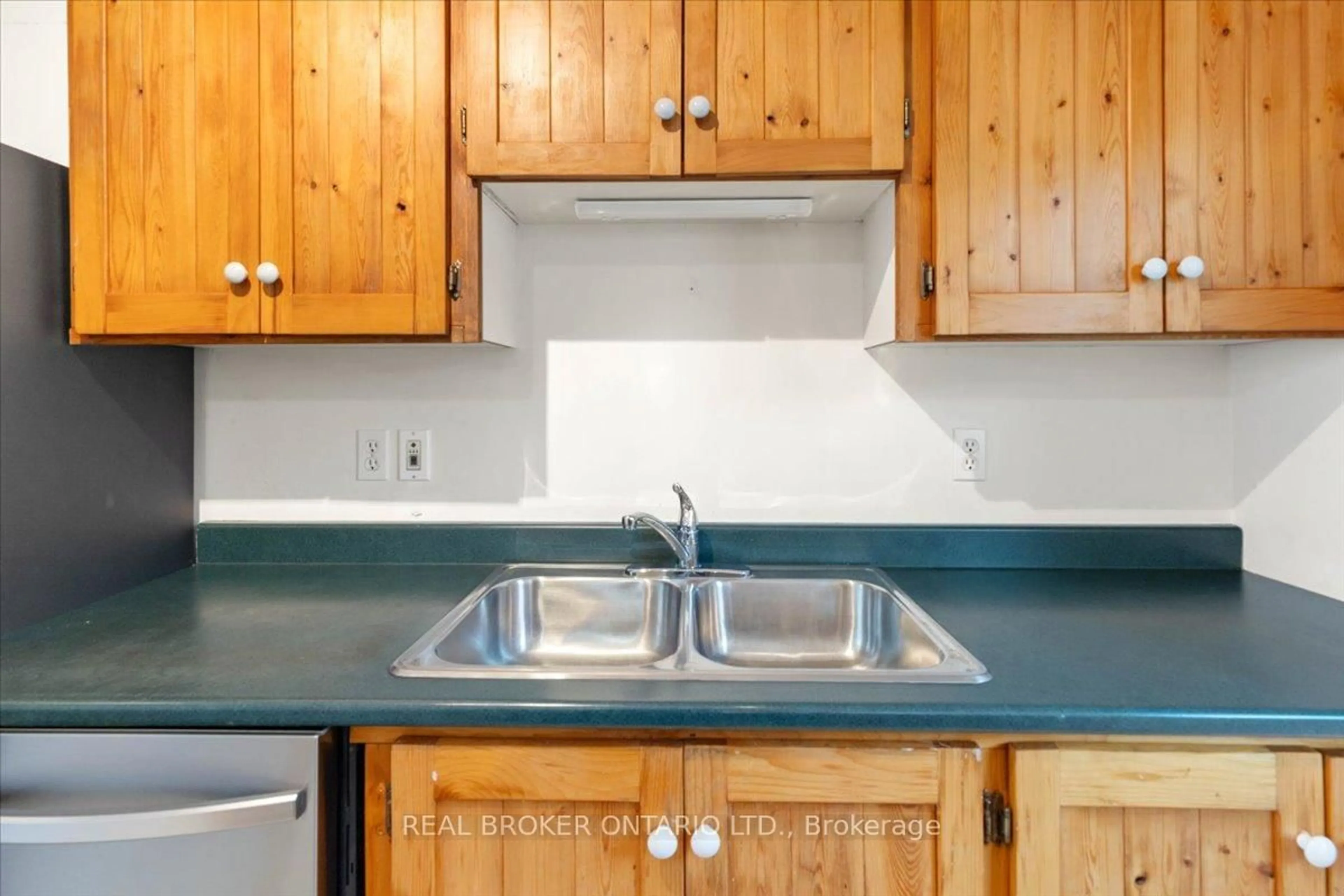 Standard kitchen, unknown for 256 Cannifton Rd, Cobden Ontario K0K 1K0