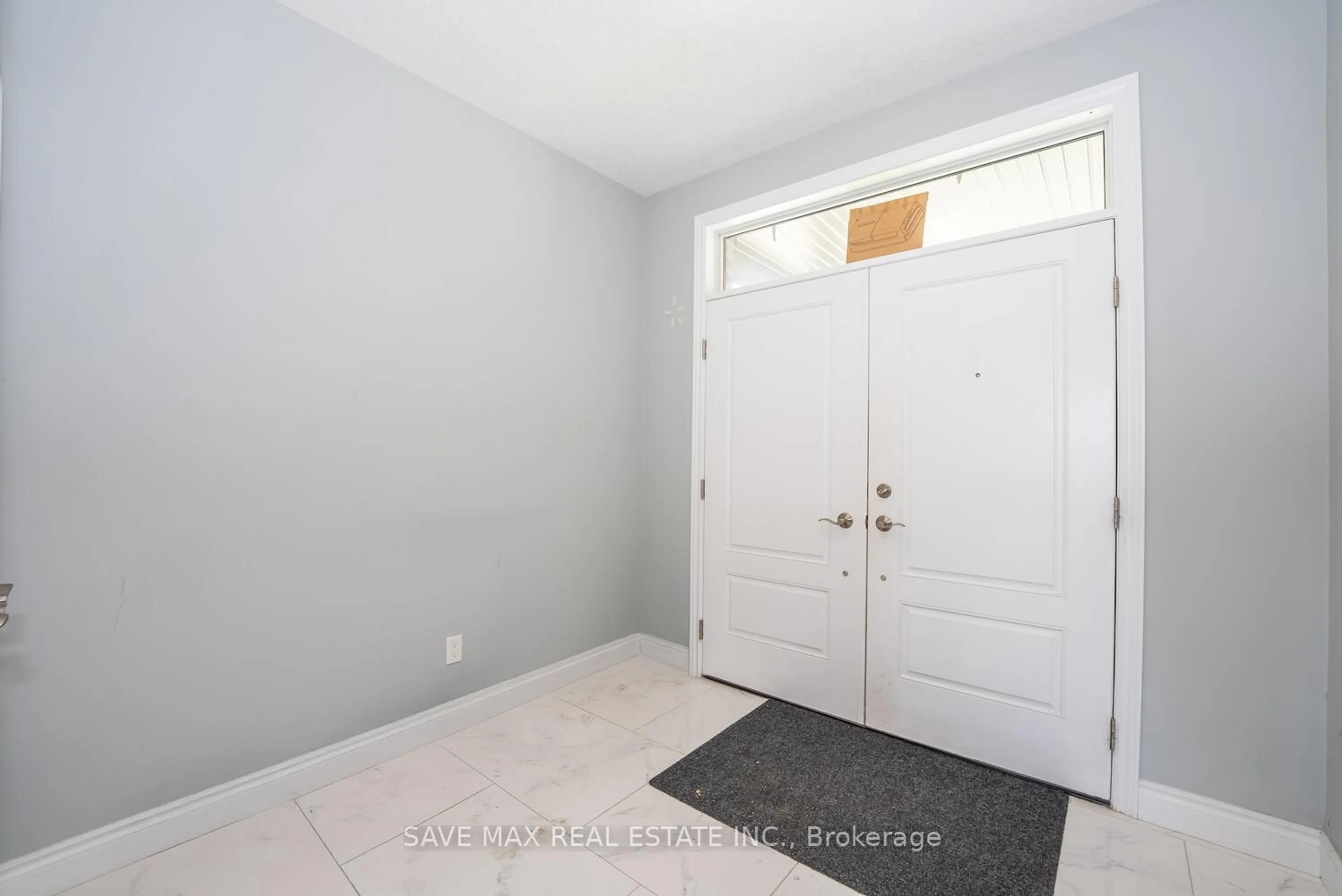 Indoor entryway for 3624 Earlston Cross, London South Ontario N6L 1J9