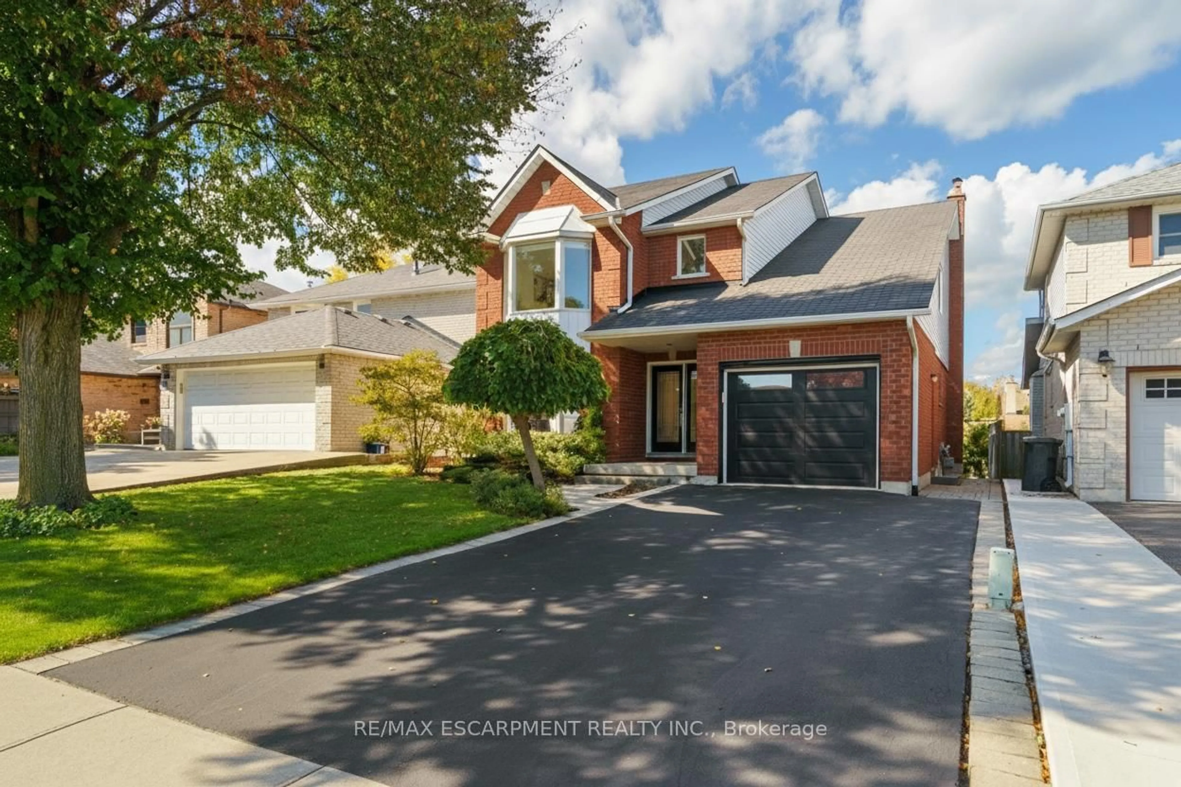 Home with brick exterior material, street for 43 Glenayr St, Hamilton Ontario L9C 7J2