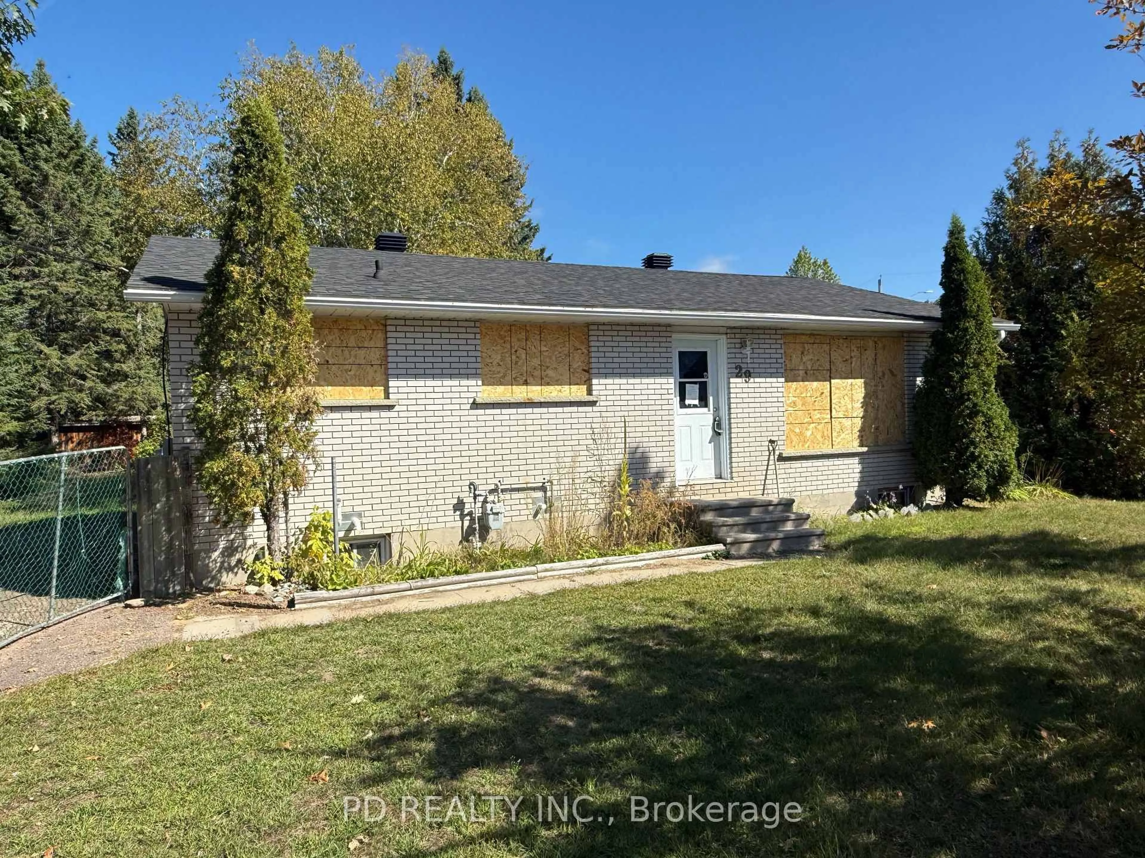 Home with brick exterior material, street for 29 Wilson St, Chalk River Ontario K0J 1J0
