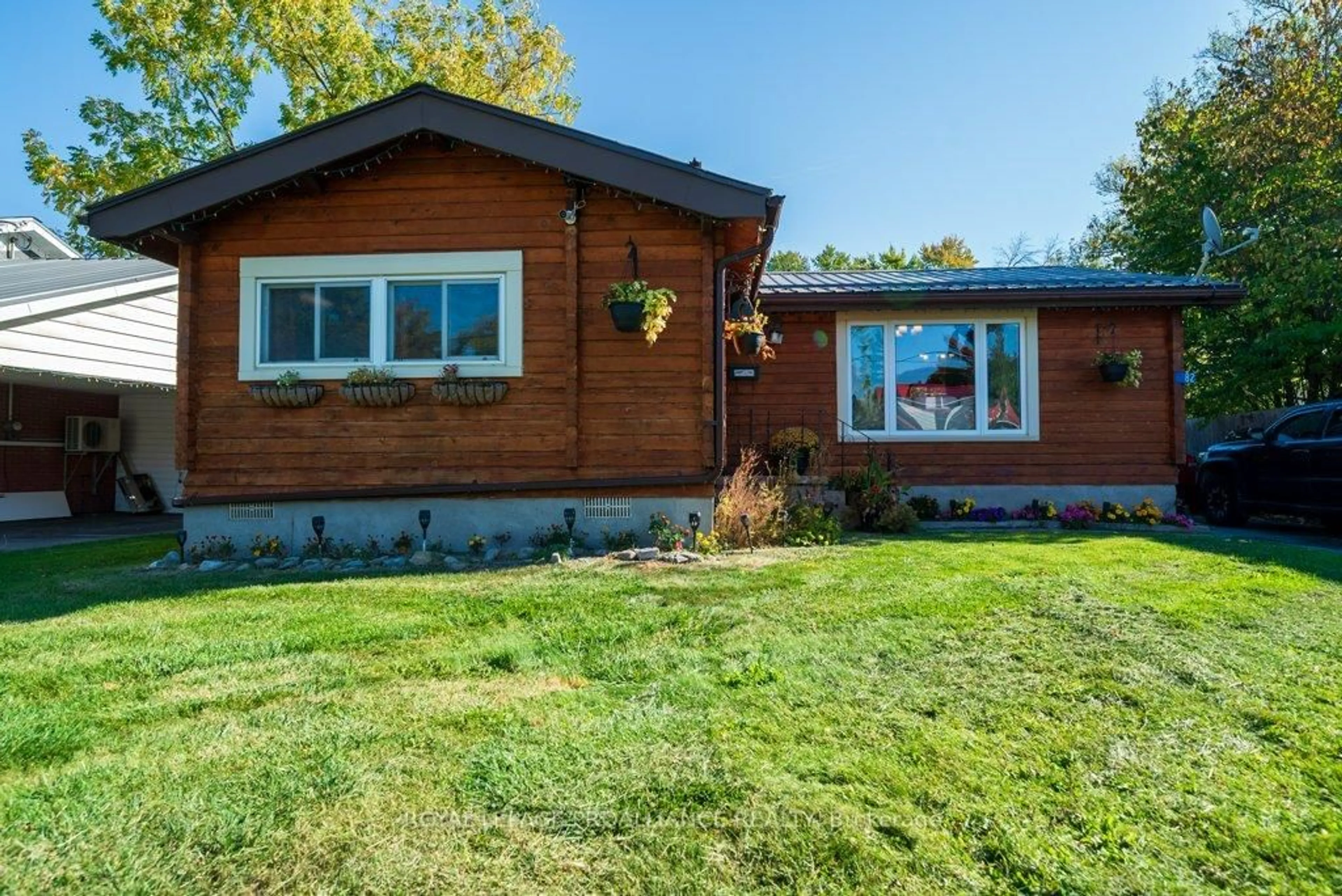 Home with brick exterior material, unknown for 82 North Trent St, Hastings Ontario K0K 2C0