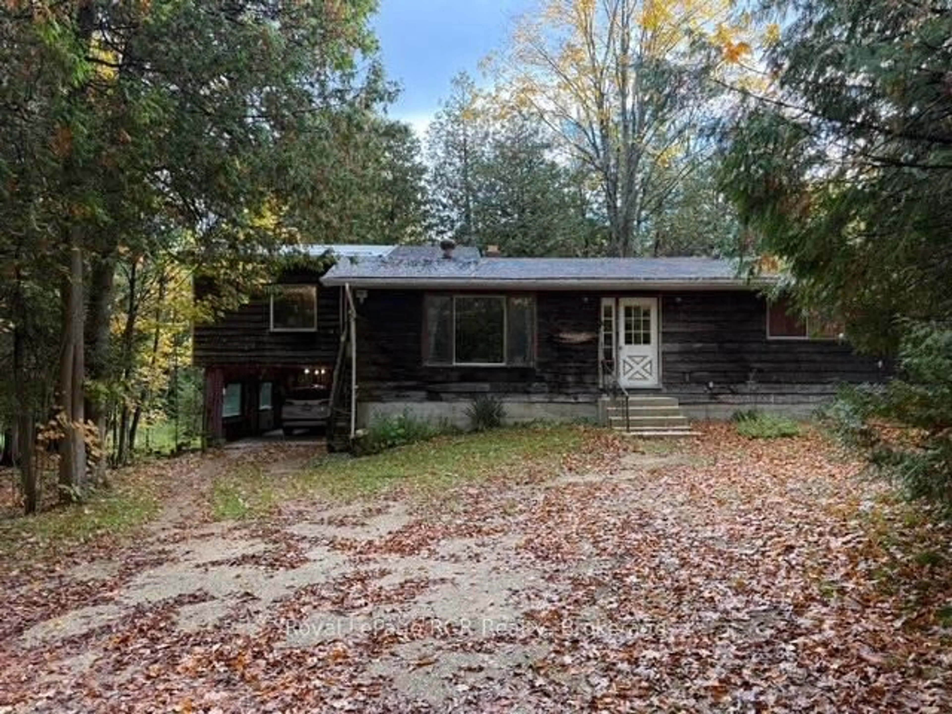 Unknown for 315693 6 Highway, Chatsworth Ontario N0H 1G0