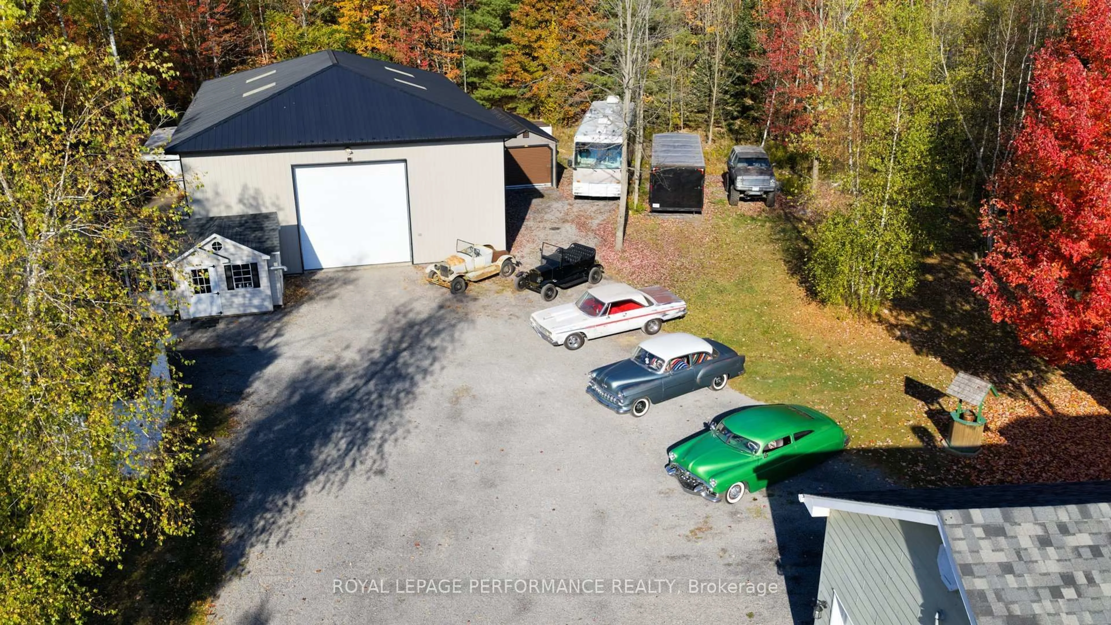A pic from outside/outdoor area/front of a property/back of a property/a pic from drone, street for 2150 County rd 14 Rd, Hawkesbury Ontario K0B 1B0