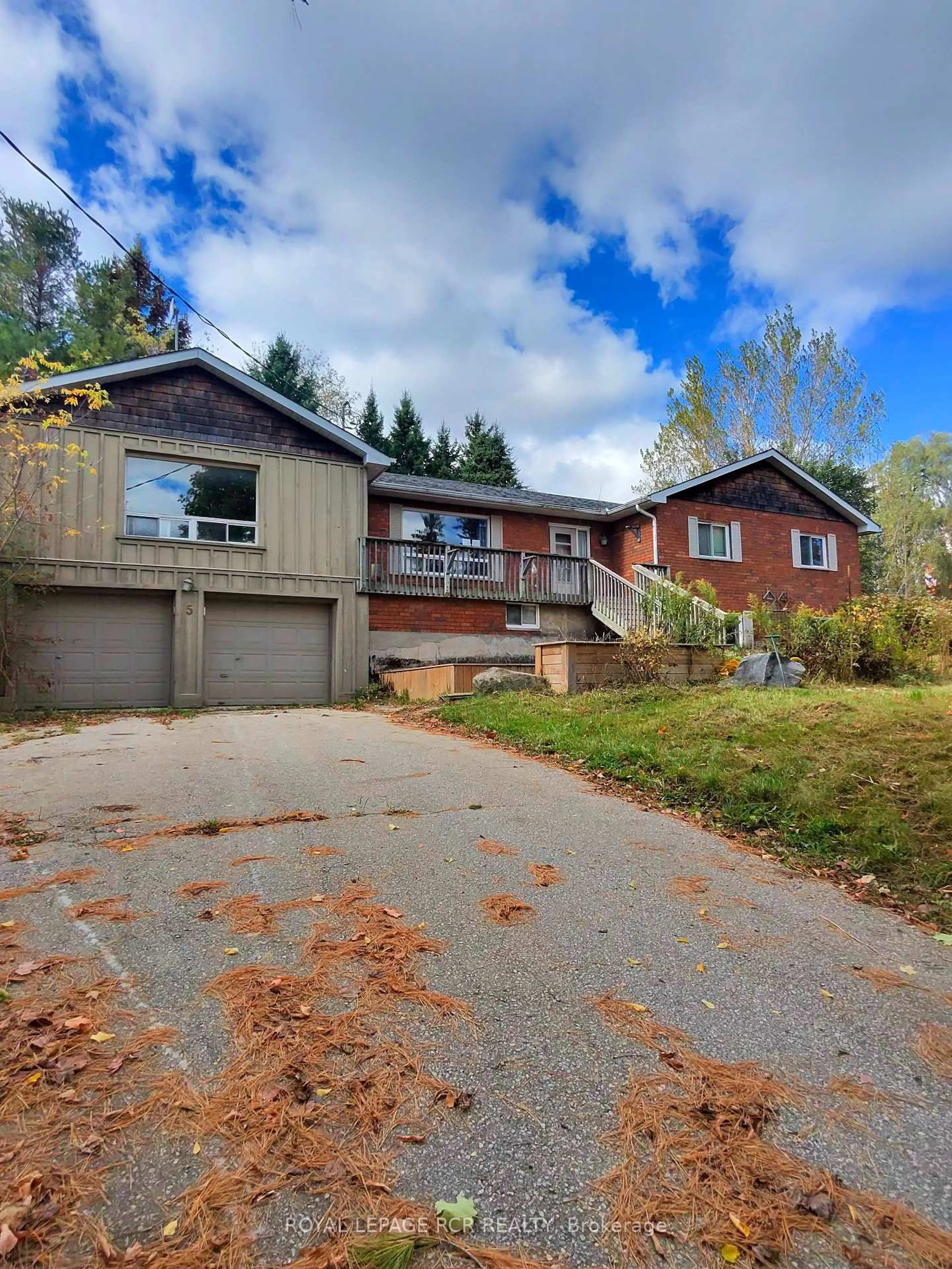 Unknown for 5 Church St, Amaranth Ontario L9W 3Z1