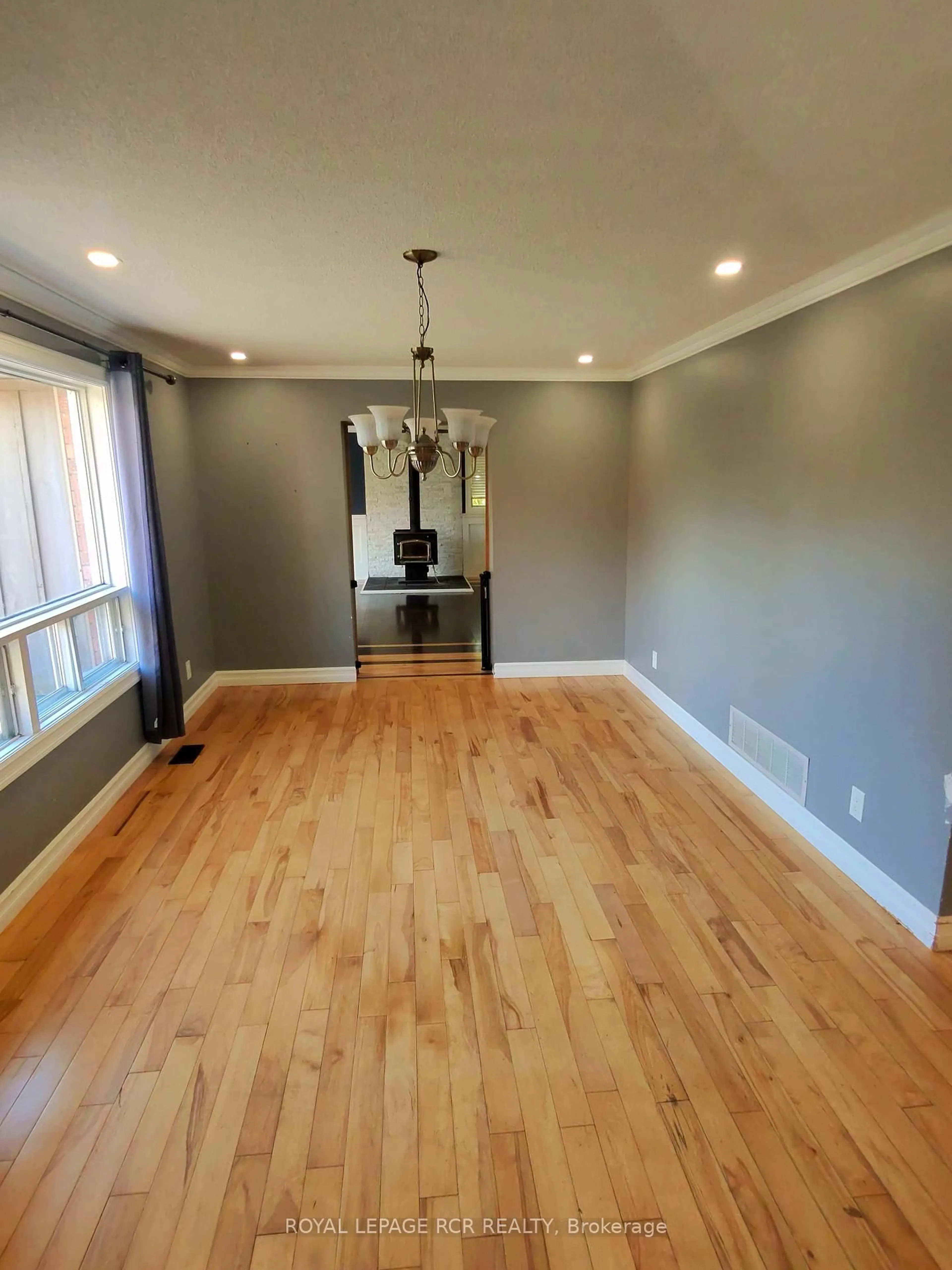 A pic of a room for 5 Church St, Amaranth Ontario L9W 3Z1