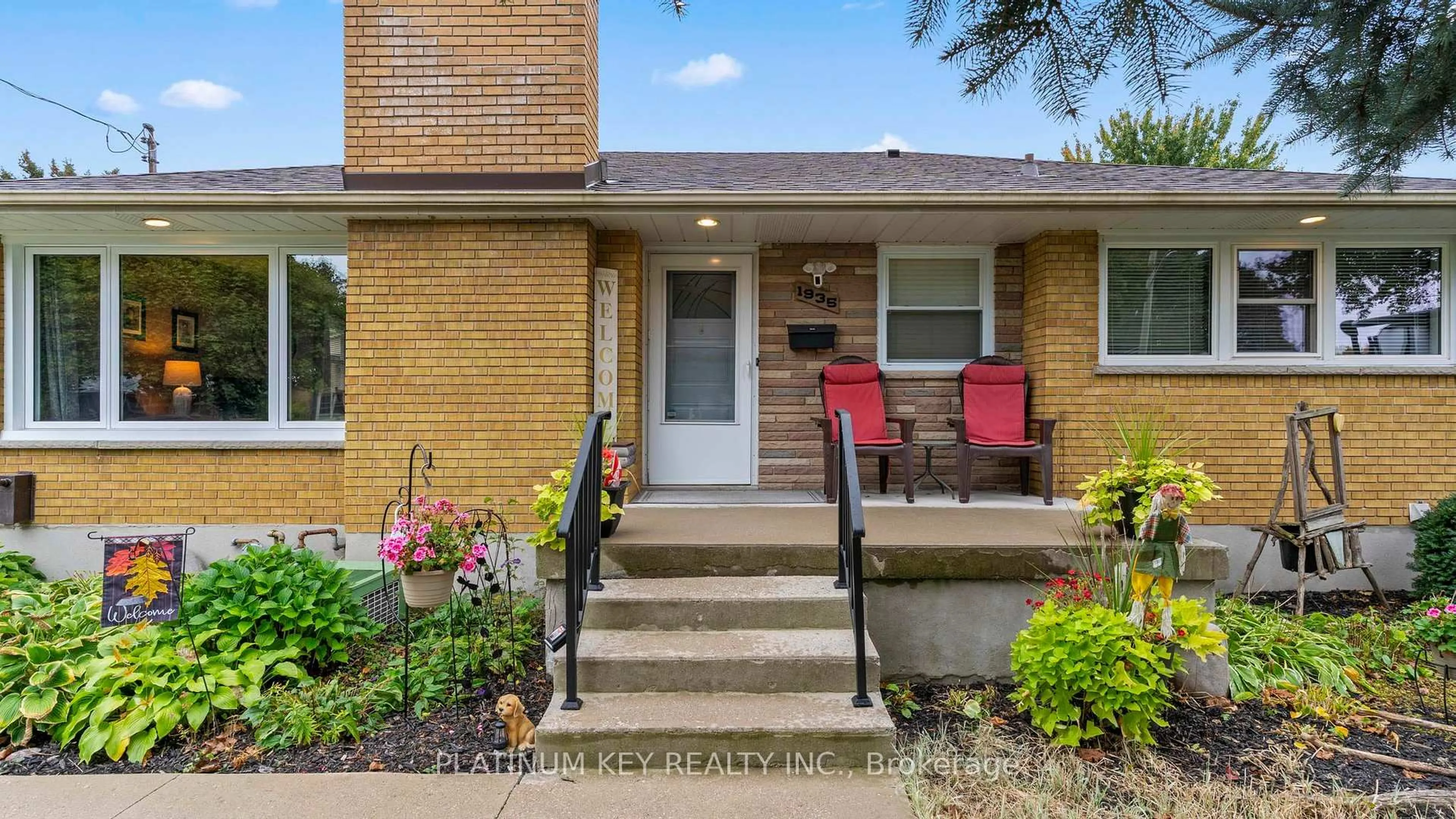 Home with brick exterior material, street for 1935 Royal Cres, London East Ontario N5V 1N6