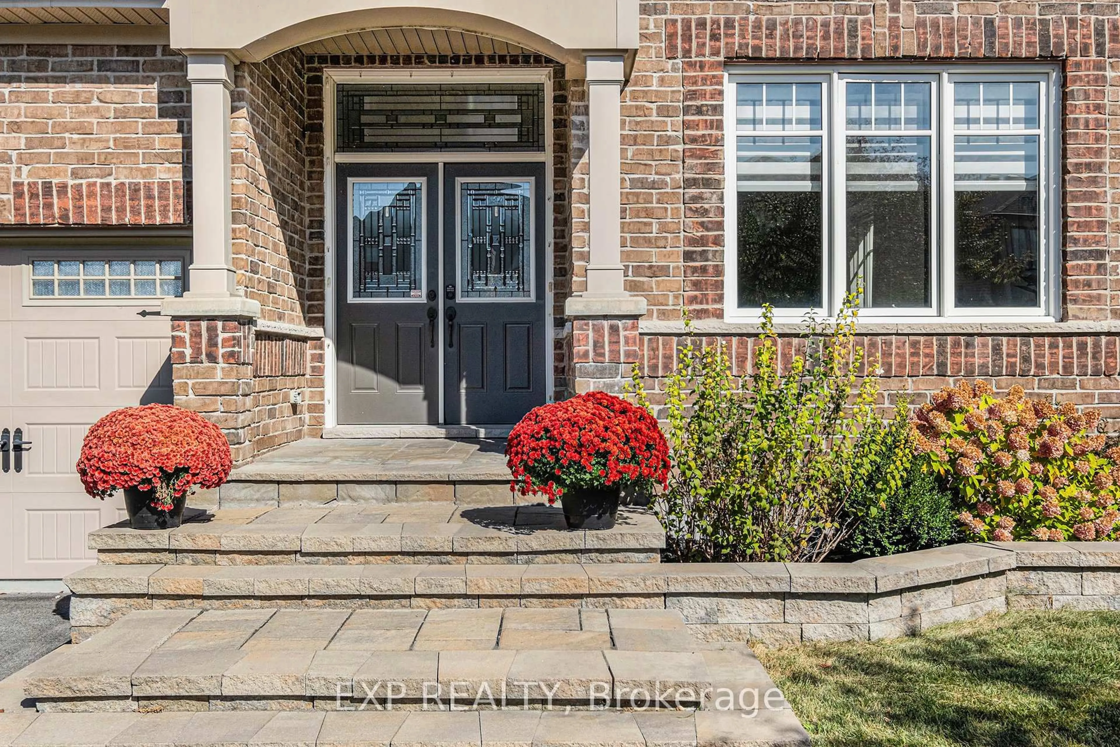 Home with brick exterior material, street for 386 Andalusian Cres, Ottawa Ontario K2V 0C3