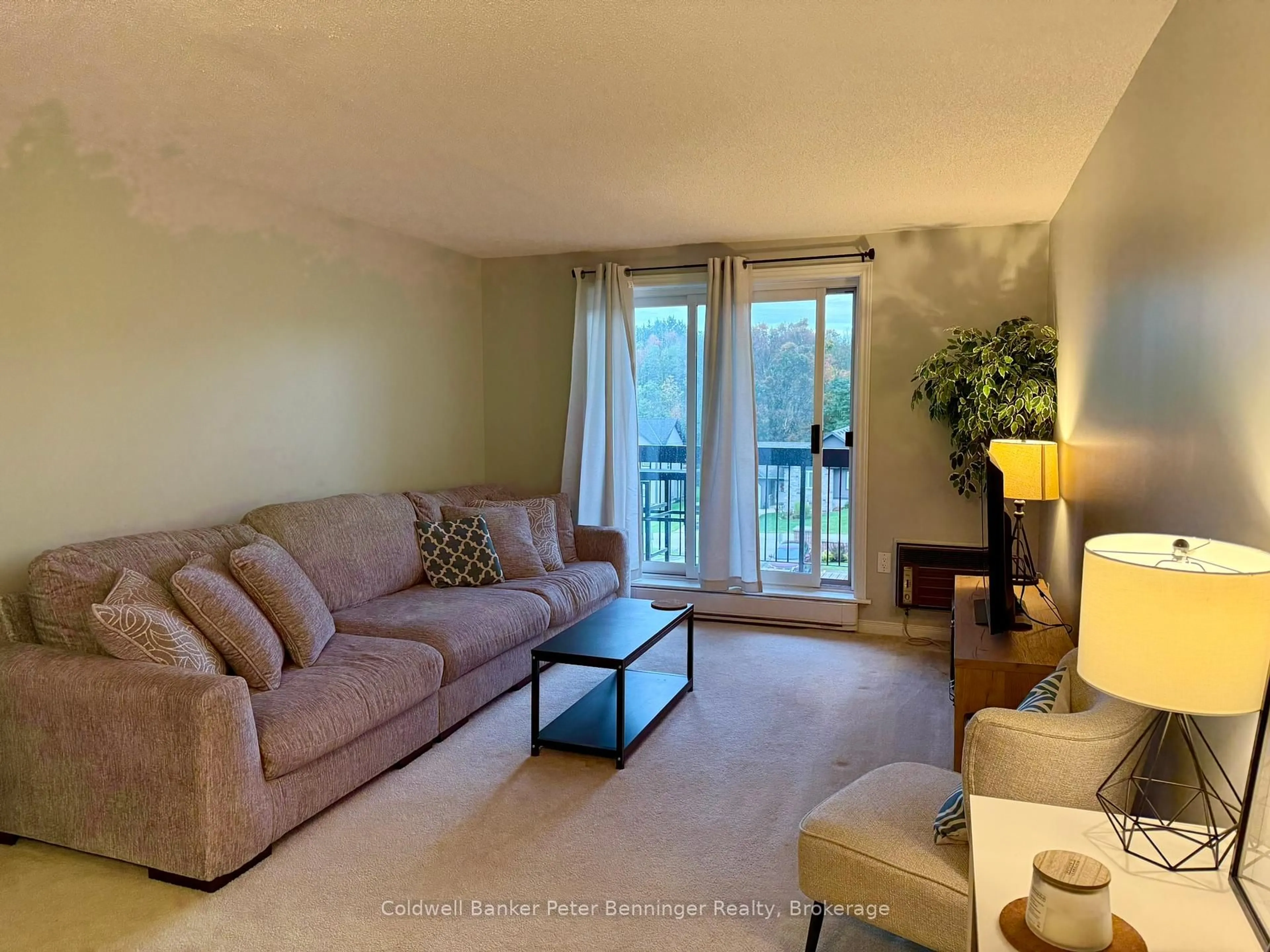 Living room with furniture, unknown for 5 Valleyside Dr #301, Brockton Ontario N0G 2V0