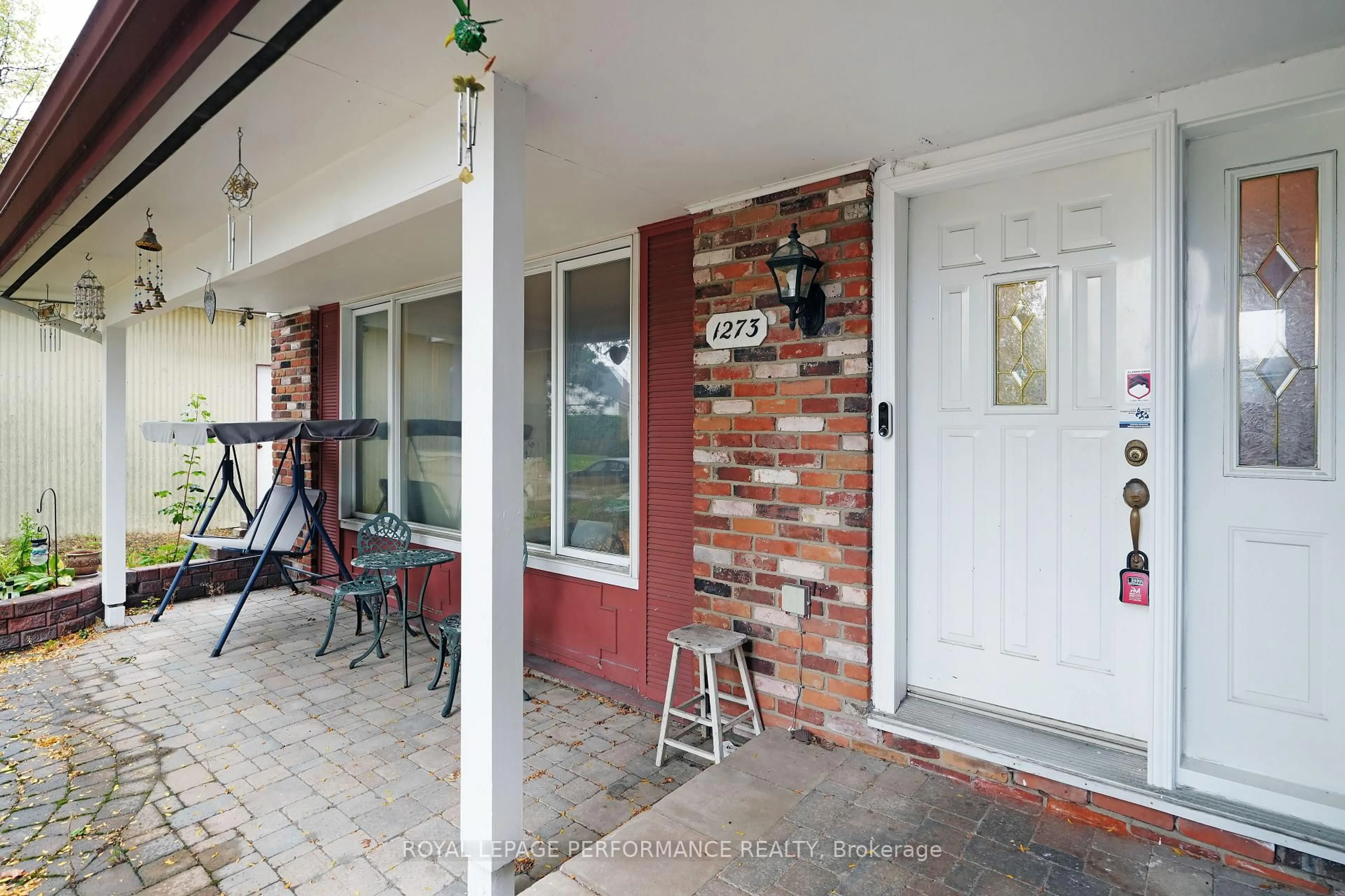 Unknown for 1273 Anoka St, Ottawa Ontario K1V 6C3
