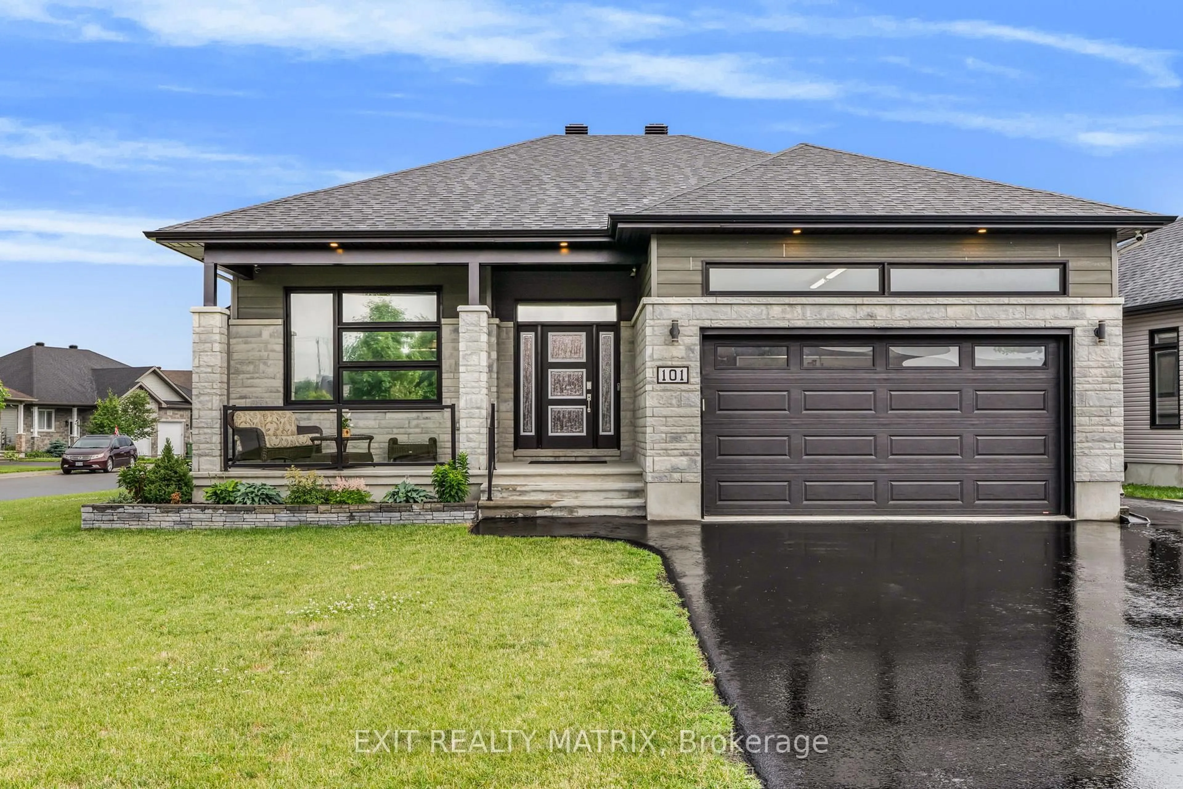 Home with brick exterior material, street for 101 Lyon St, Russell Ontario K0A 1W0