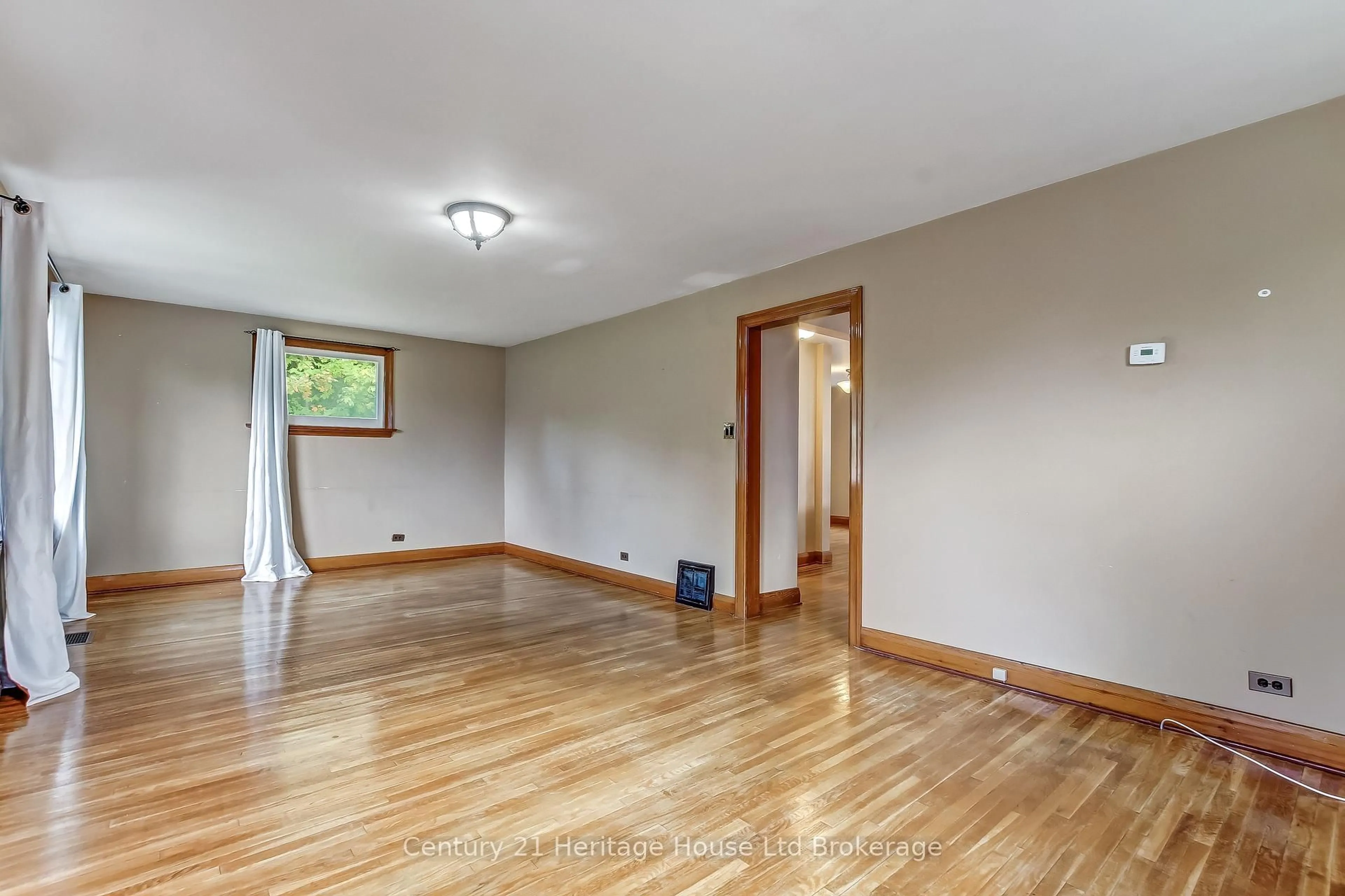 A pic of a room for 19 King St, South-West Oxford Ontario N0J 1A0