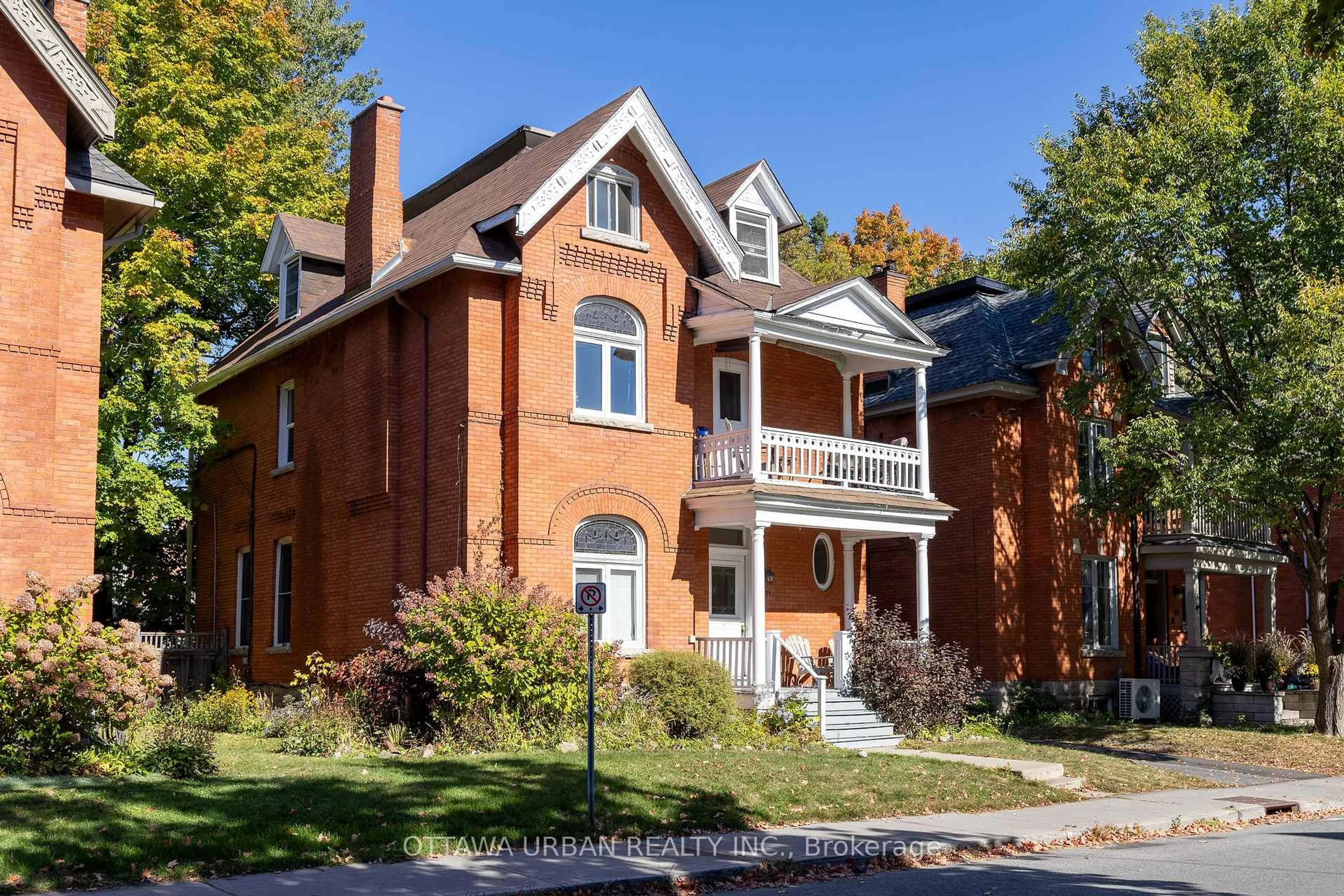Home with brick exterior material, street for 101 Strathcona Ave, Ottawa Ontario K1S 1X5
