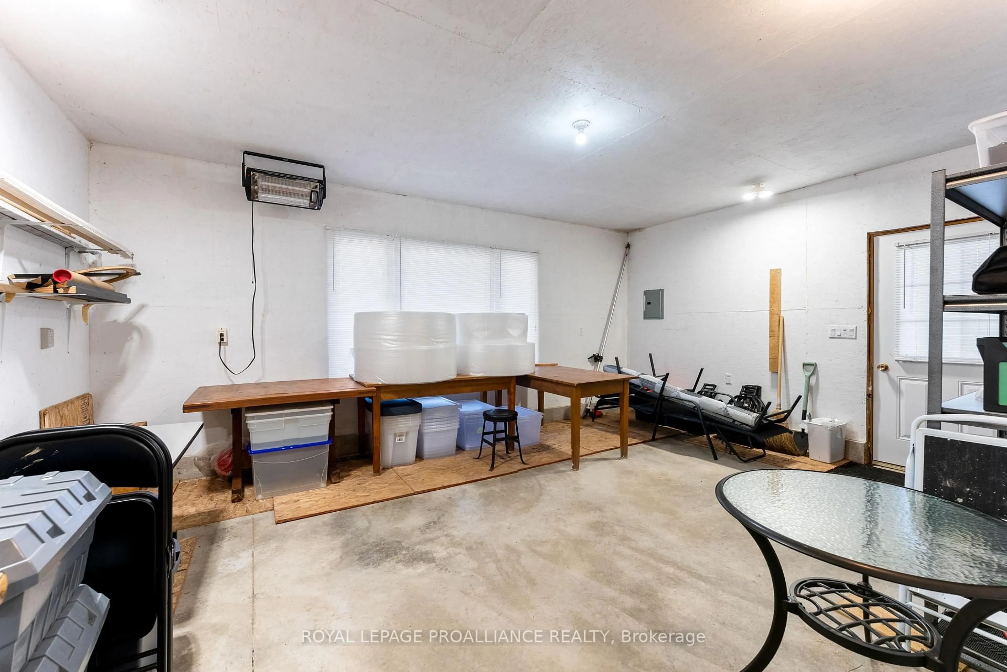 A pic of a room for 17276 Highway 41, Cloyne Ontario K0H 1K0