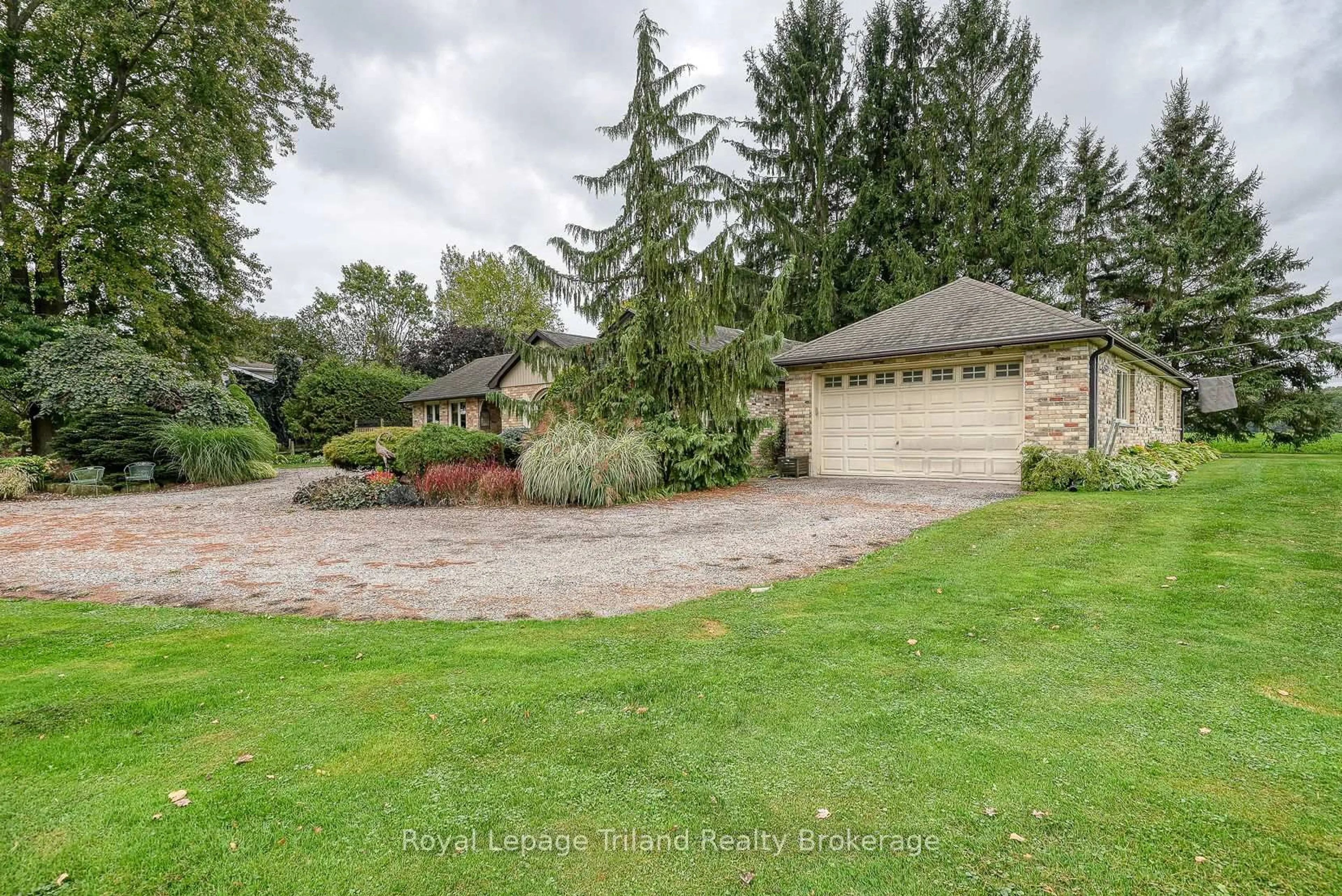 A pic from outside/outdoor area/front of a property/back of a property/a pic from drone, street for 655437 15TH Line, East Zorra-Tavistock Ontario N4S 7W2