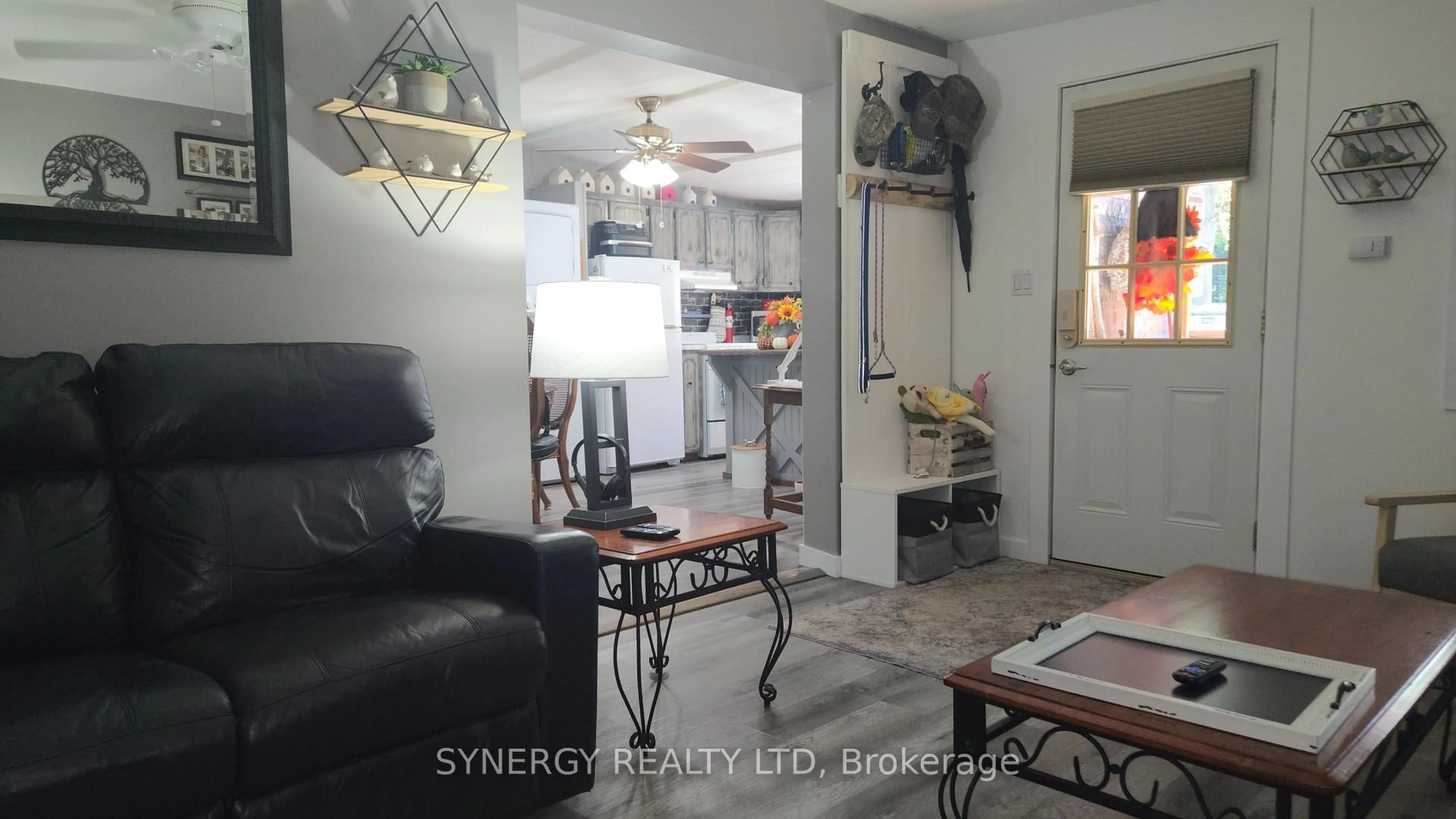 Unknown for 24749 Park St, Strathroy-Caradoc Ontario N7G 1P4
