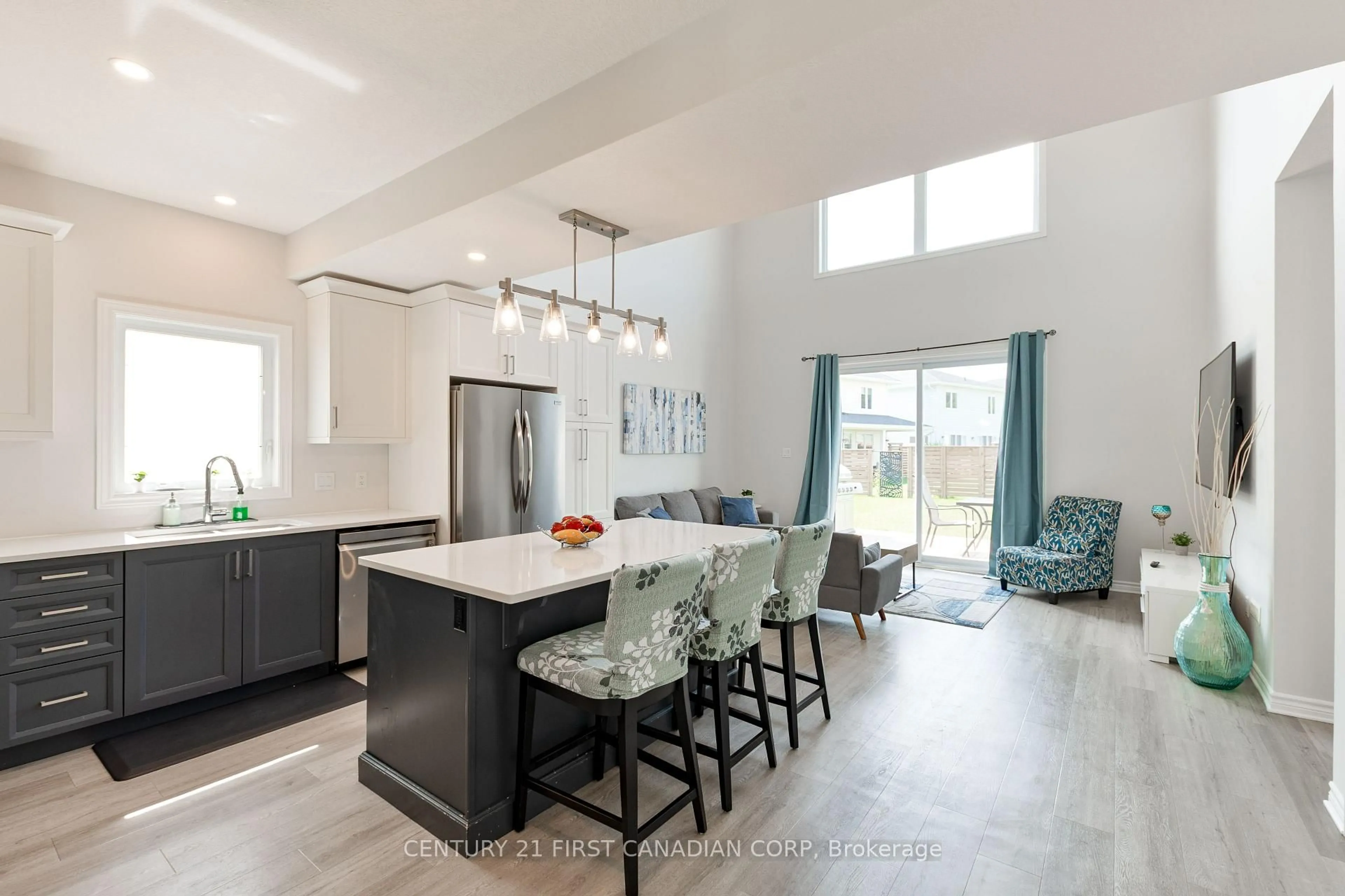 Open concept kitchen, ceramic/tile floor for 116 Sandcastle Key, Central Elgin Ontario N5L 0B5