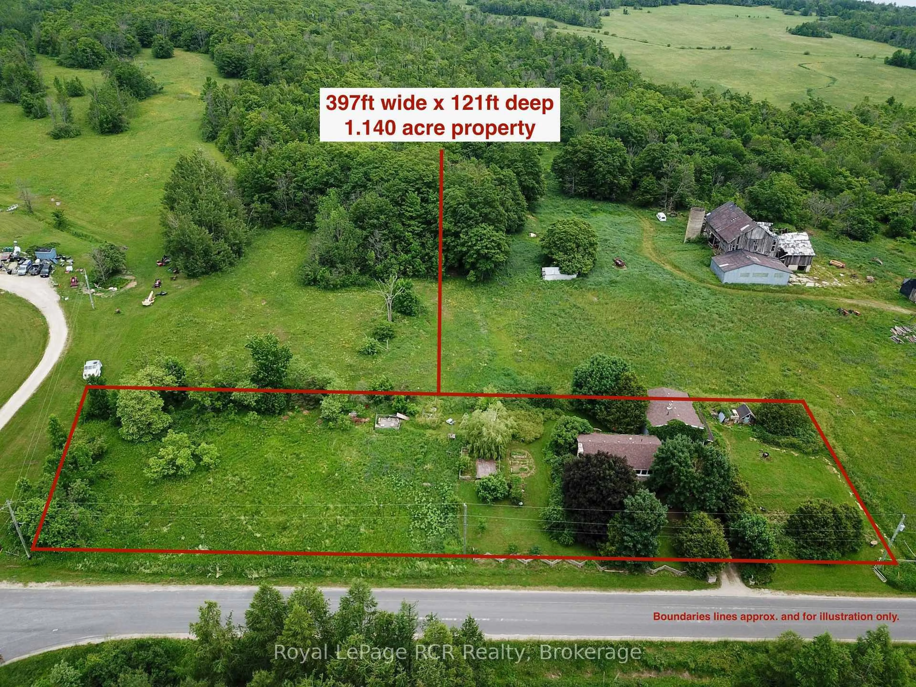 A pic from outside/outdoor area/front of a property/back of a property/a pic from drone, unknown for 158 Forty Hills Rd, Northern Bruce Peninsula Ontario N0H 1W0