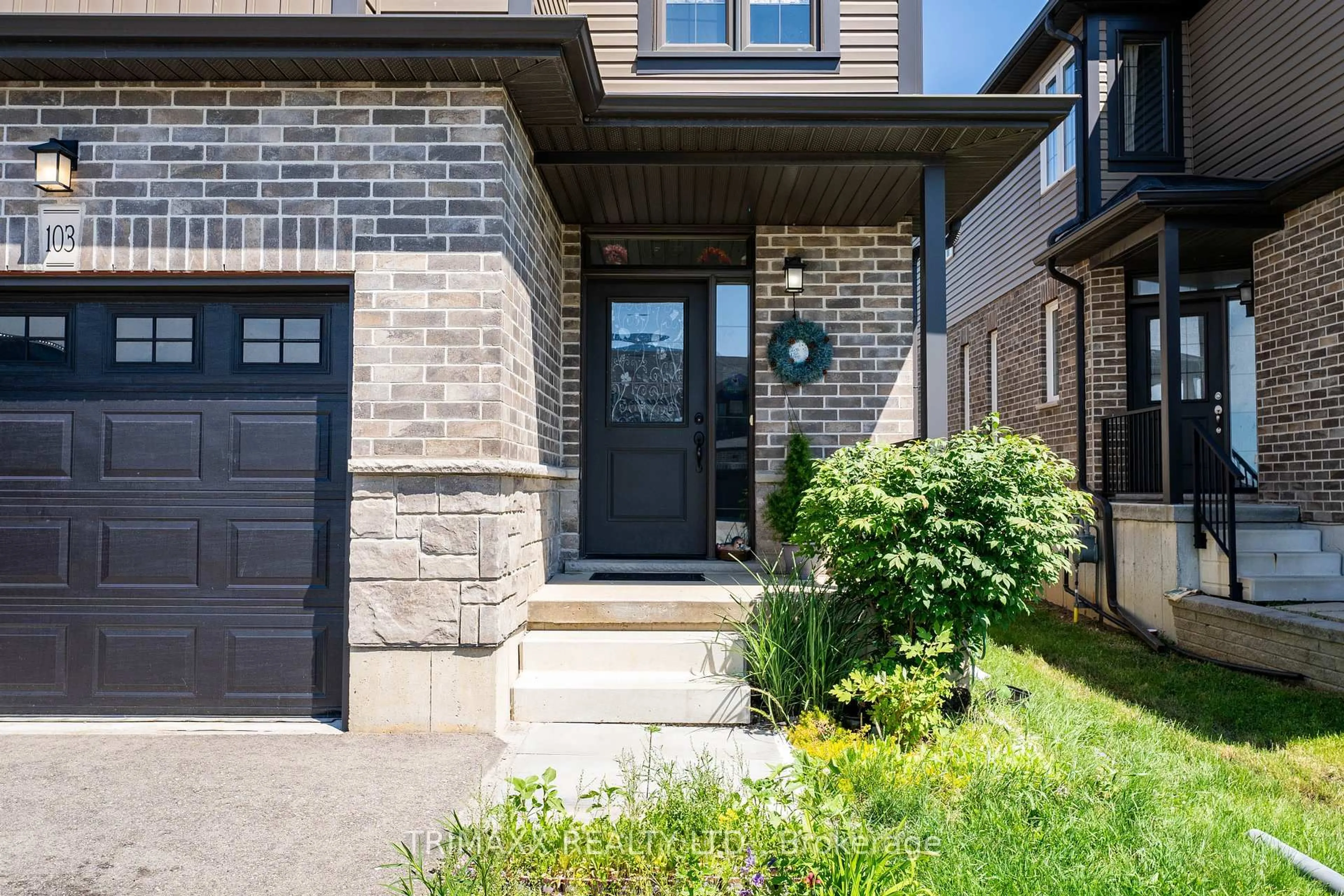 Home with brick exterior material, street for 103 Links Cres, Woodstock Ontario N4T 0K7